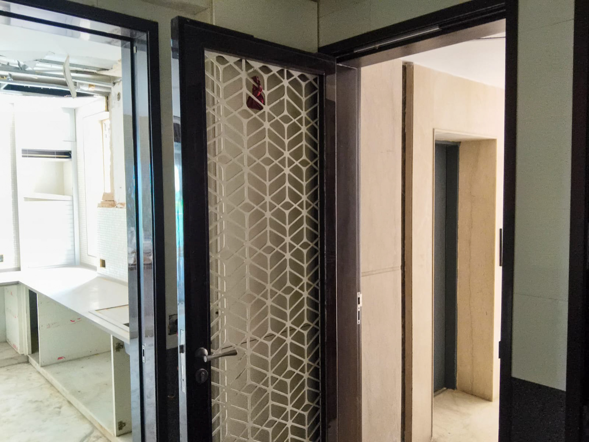 8 BHK Flat for sale in "THE ART" VijayShanti Apartments, Nungambakkam Chennai