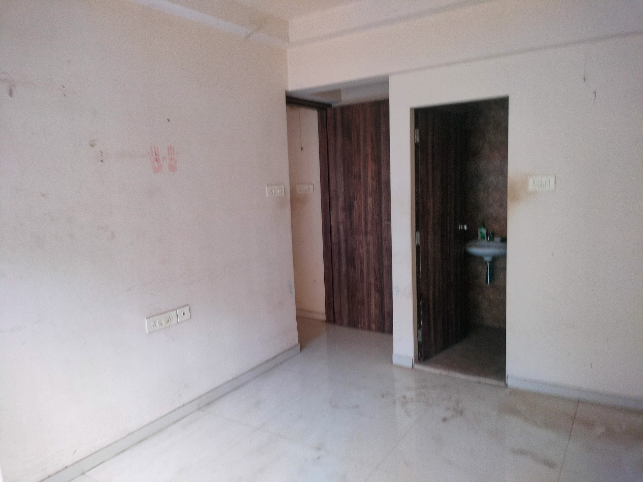 2 BHK Flat for sale in BALAJI SYMPHONY PHASE II, Aakurli Panvel — photo 9