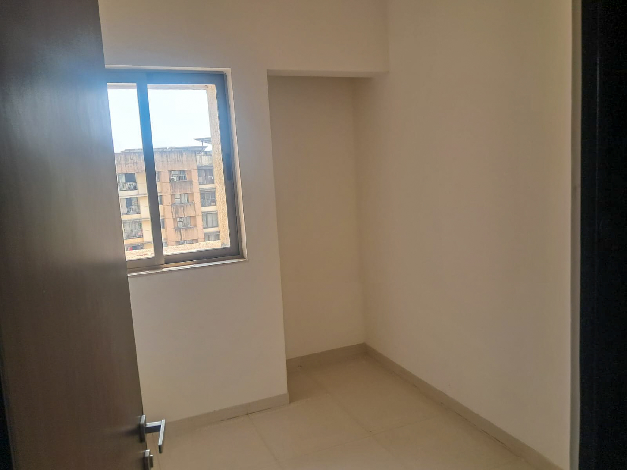 2 BHK Flat for sale in LODHA SPLENDORA, BHAYANDERPADA Thane — photo 8
