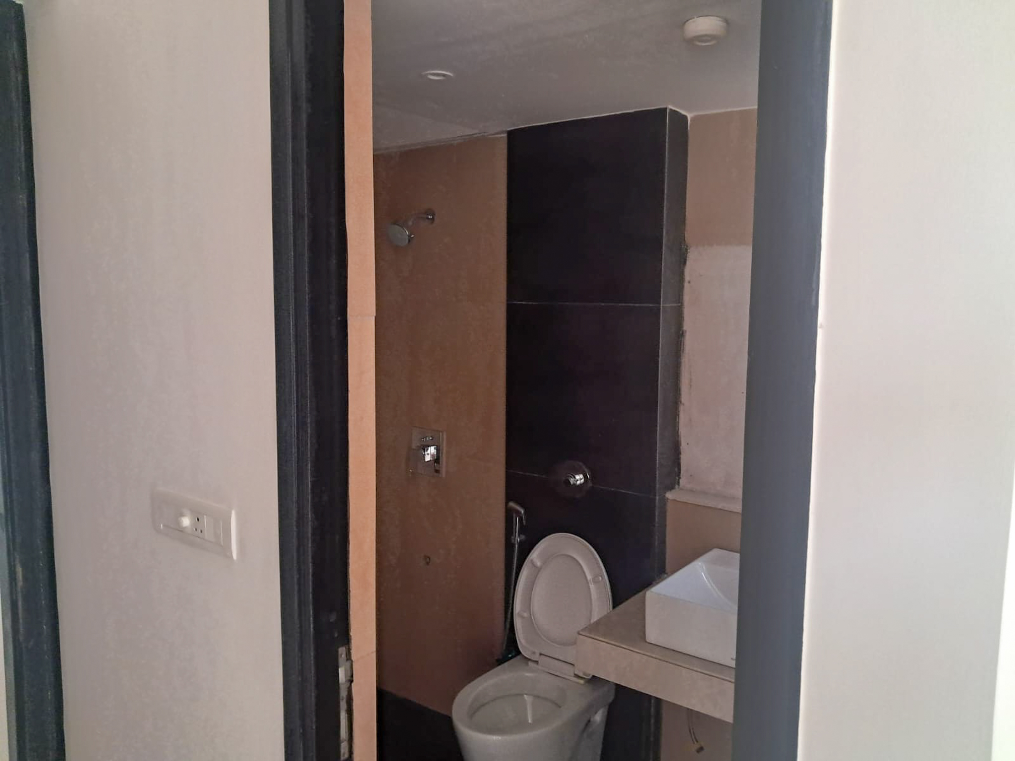 2 BHK Flat for sale in LODHA SPLENDORA, BHAYANDERPADA Thane — photo 3