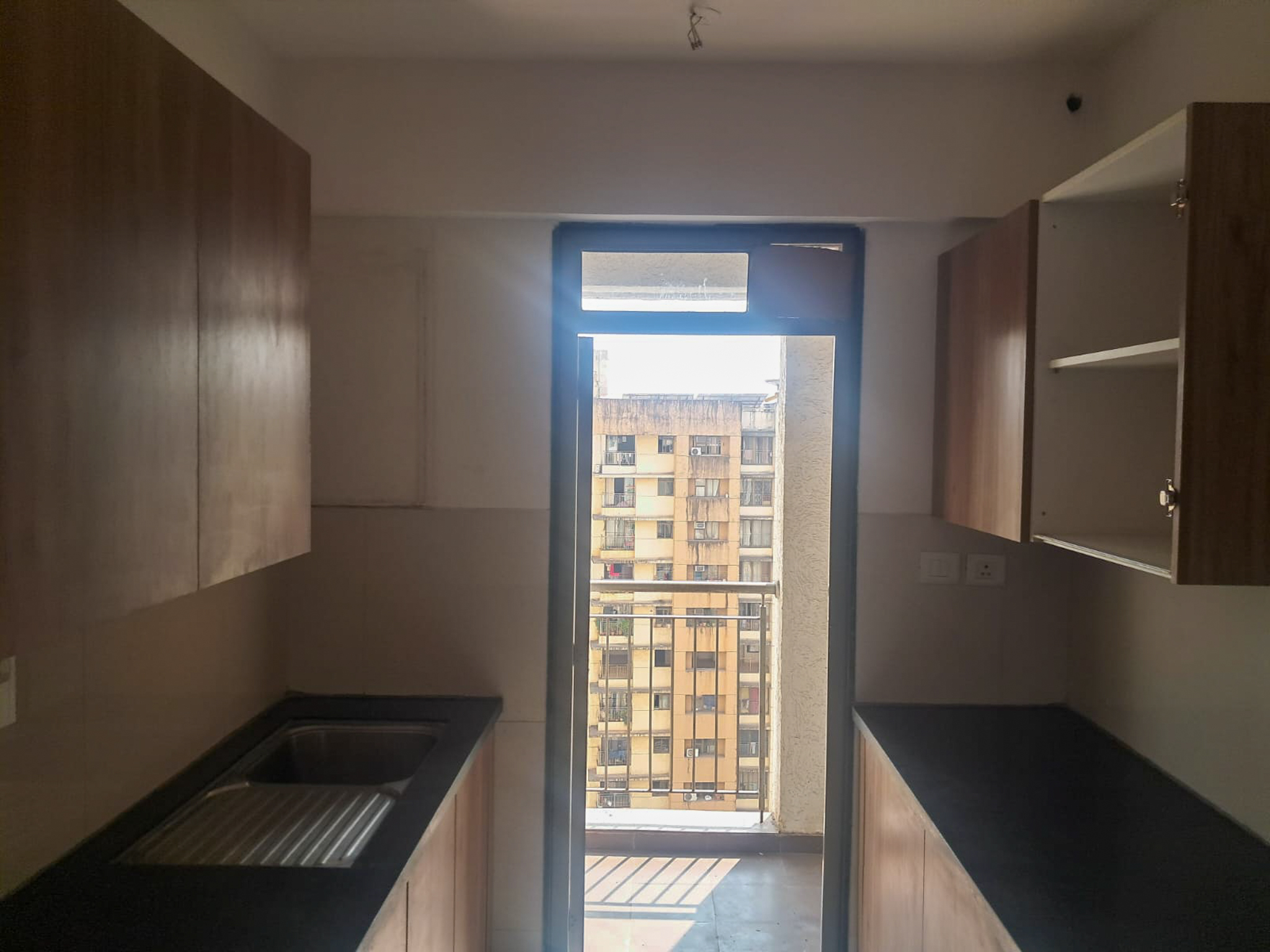 2 BHK Flat for sale in LODHA SPLENDORA, BHAYANDERPADA Thane — photo 14