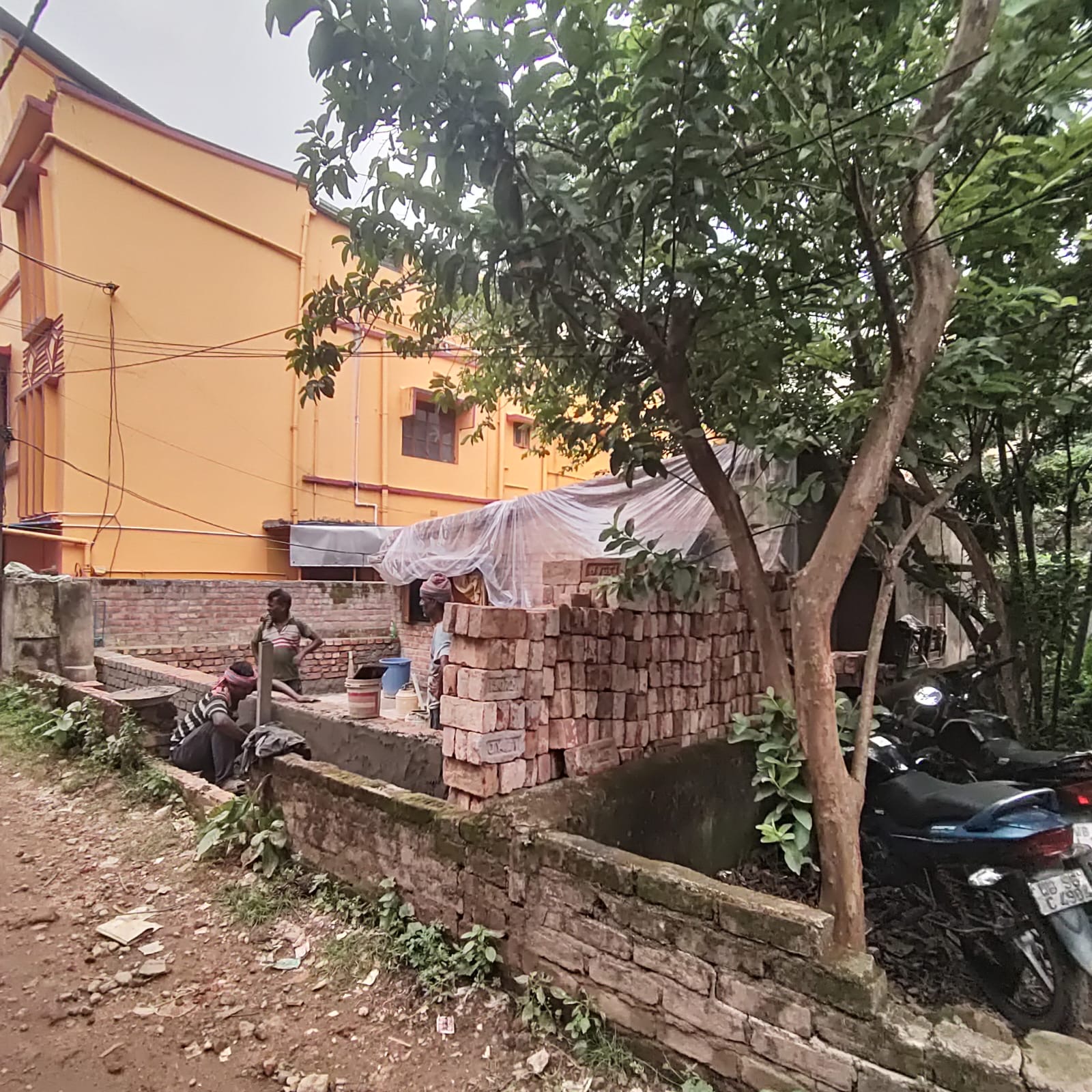 1382 square feet Individual House for sale in Opposite Netaji Subhas Engineering College Gate, Panchpota Garia Kolkata — photo 6