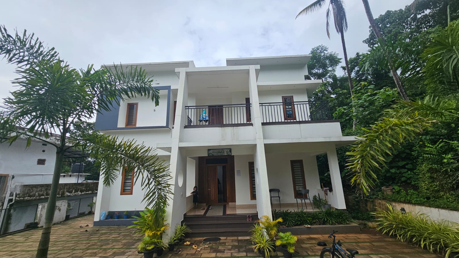 227.89 square meter Individual House for sale in KOZHICHAL