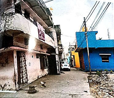 450 square feet Individual House for sale in Raipur — photo 2