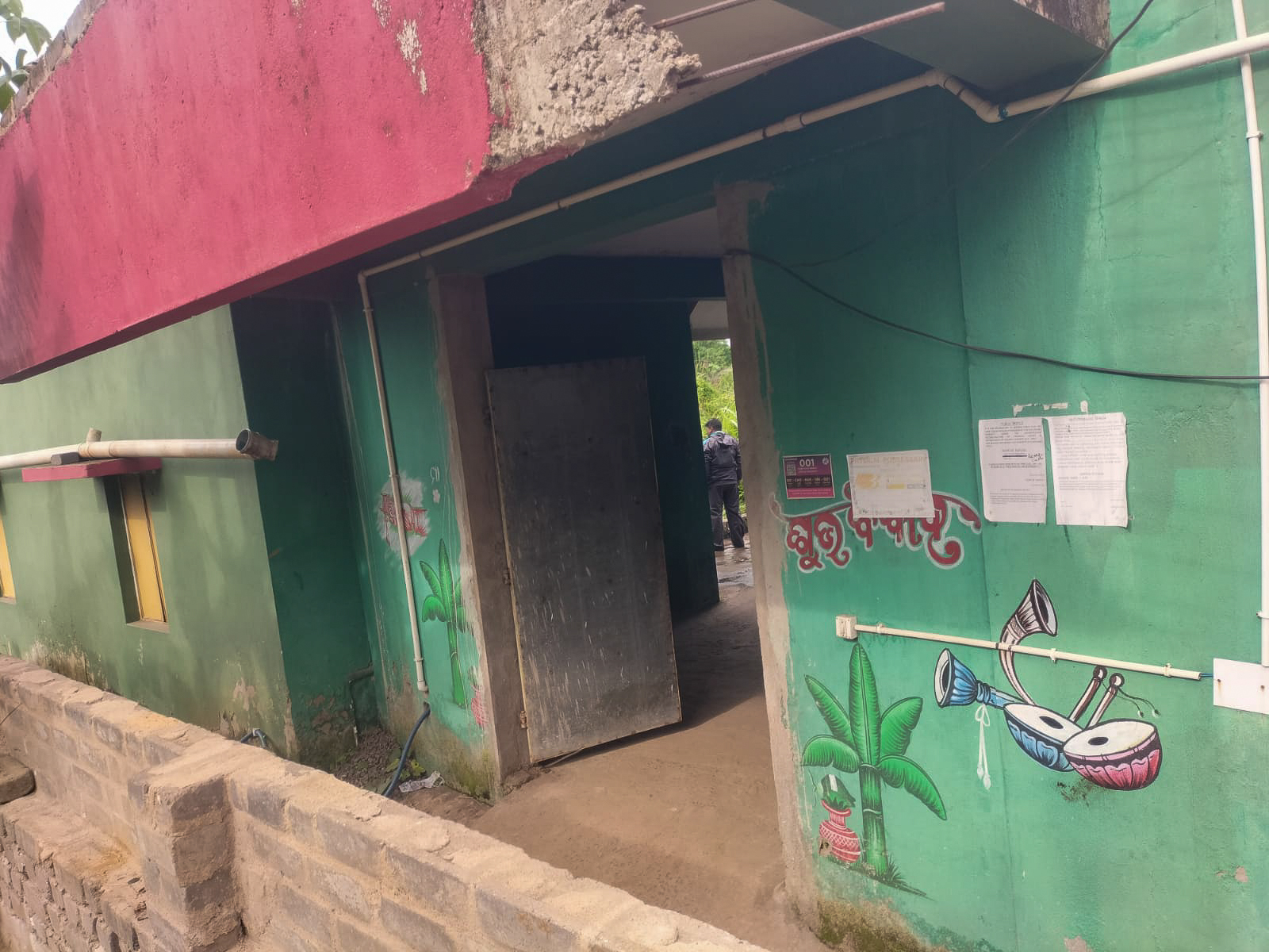 Individual House for sale in Charibatia