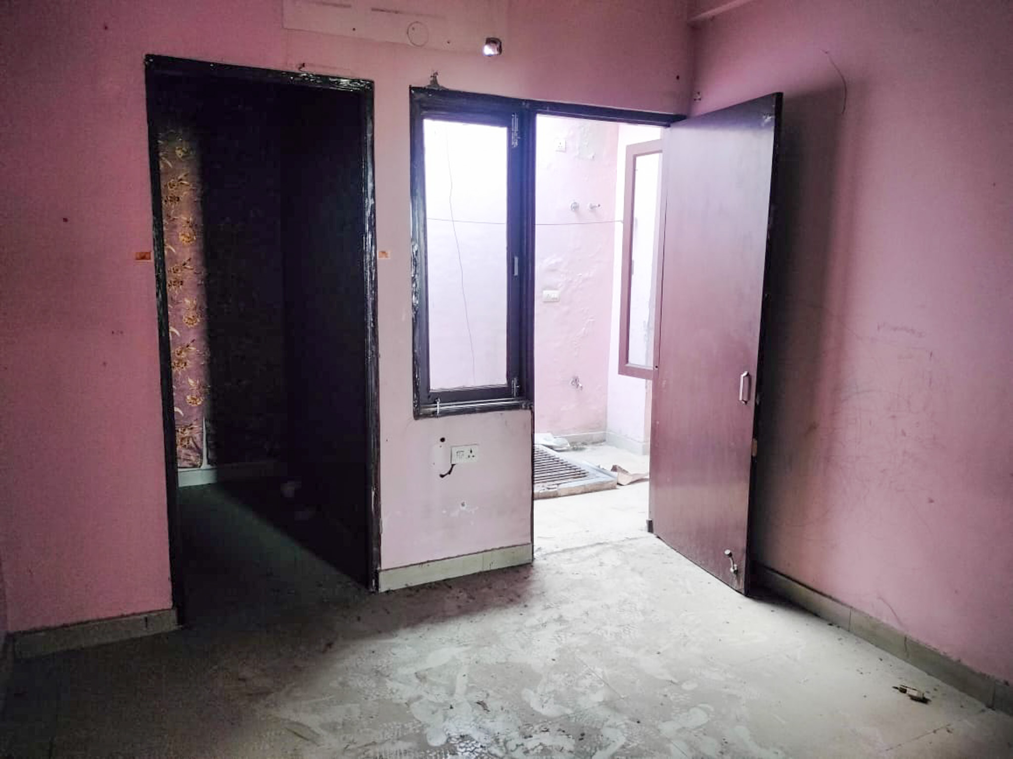 1050 square feet Flat for sale in Rishi nagar baghpat road meerut Meerut — photo 3