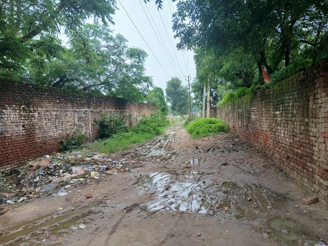 Individual House for sale in Agra