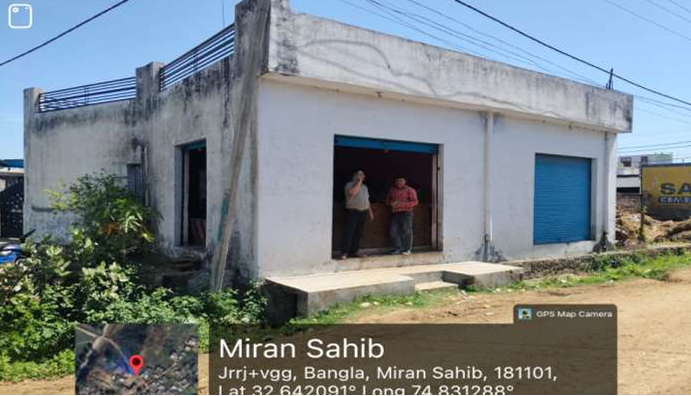 1360 square feet Individual House for sale in Chhatha