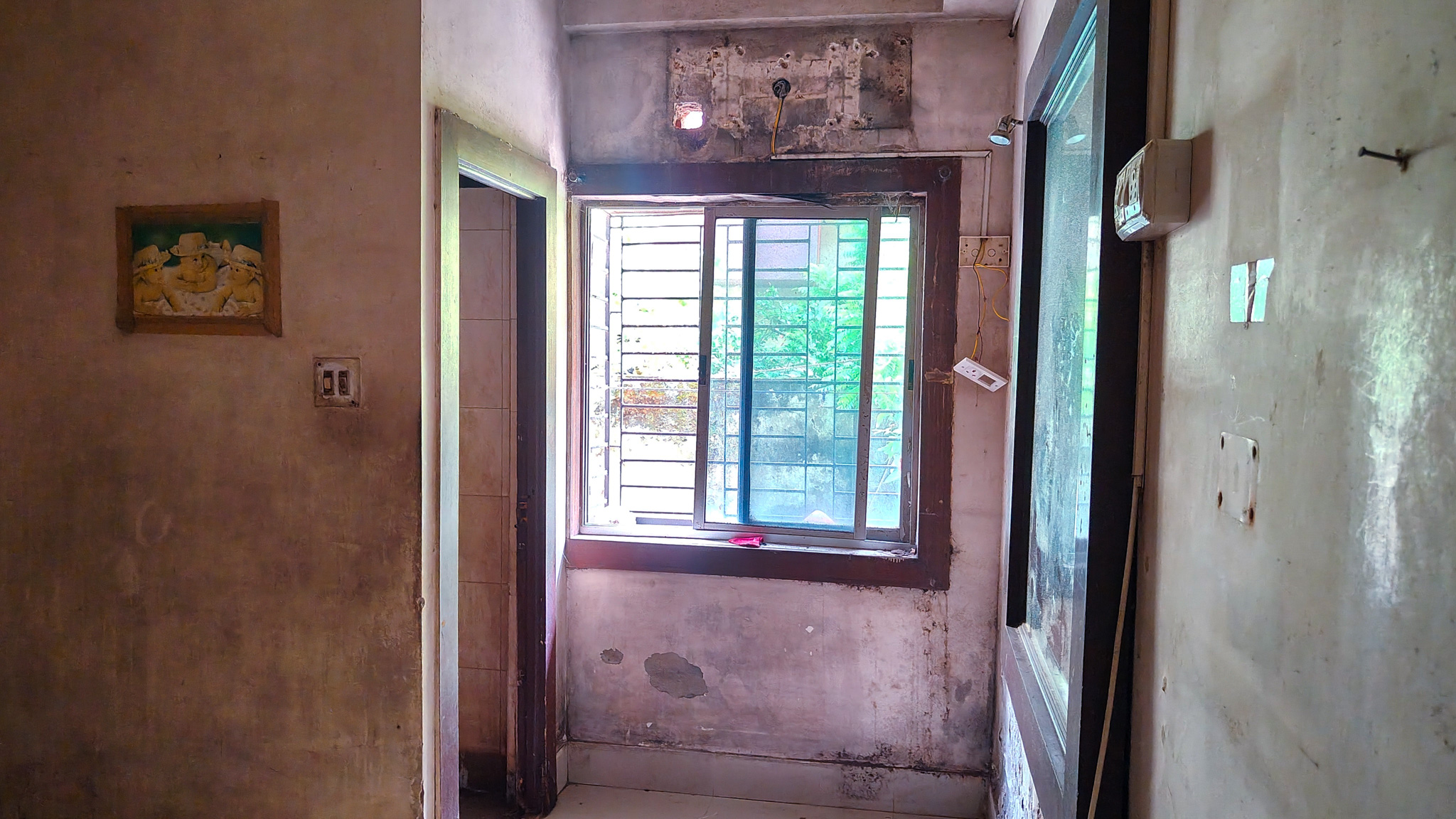1 BHK Flat for sale in MOHINI MAHAL, KASBA AJAYNAGAR Kolkata — photo 8