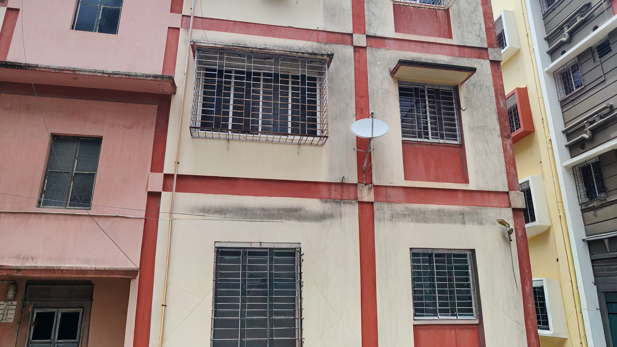 1 BHK Flat for sale in MOHINI MAHAL, KASBA AJAYNAGAR Kolkata