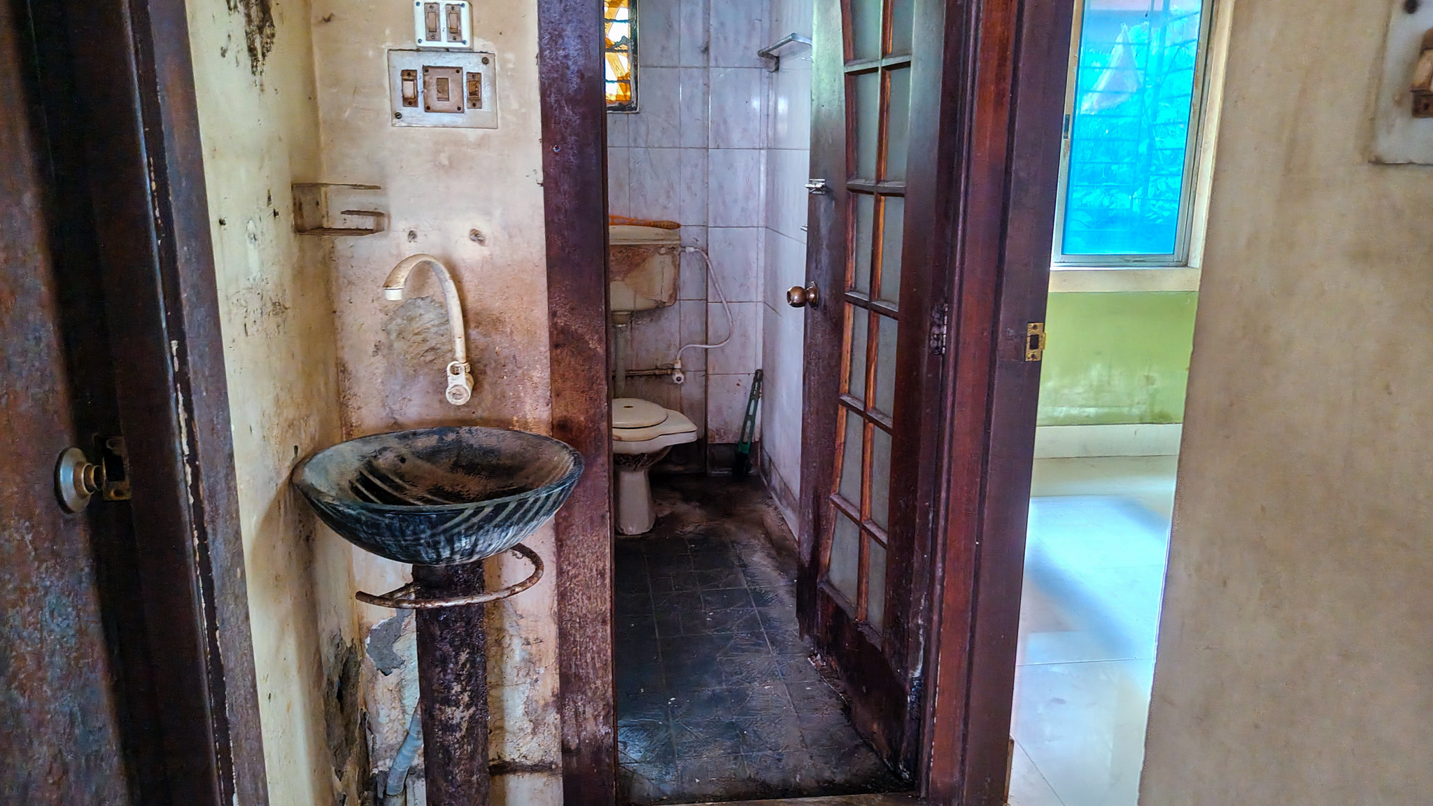 1 BHK Flat for sale in MOHINI MAHAL, KASBA AJAYNAGAR Kolkata — photo 15