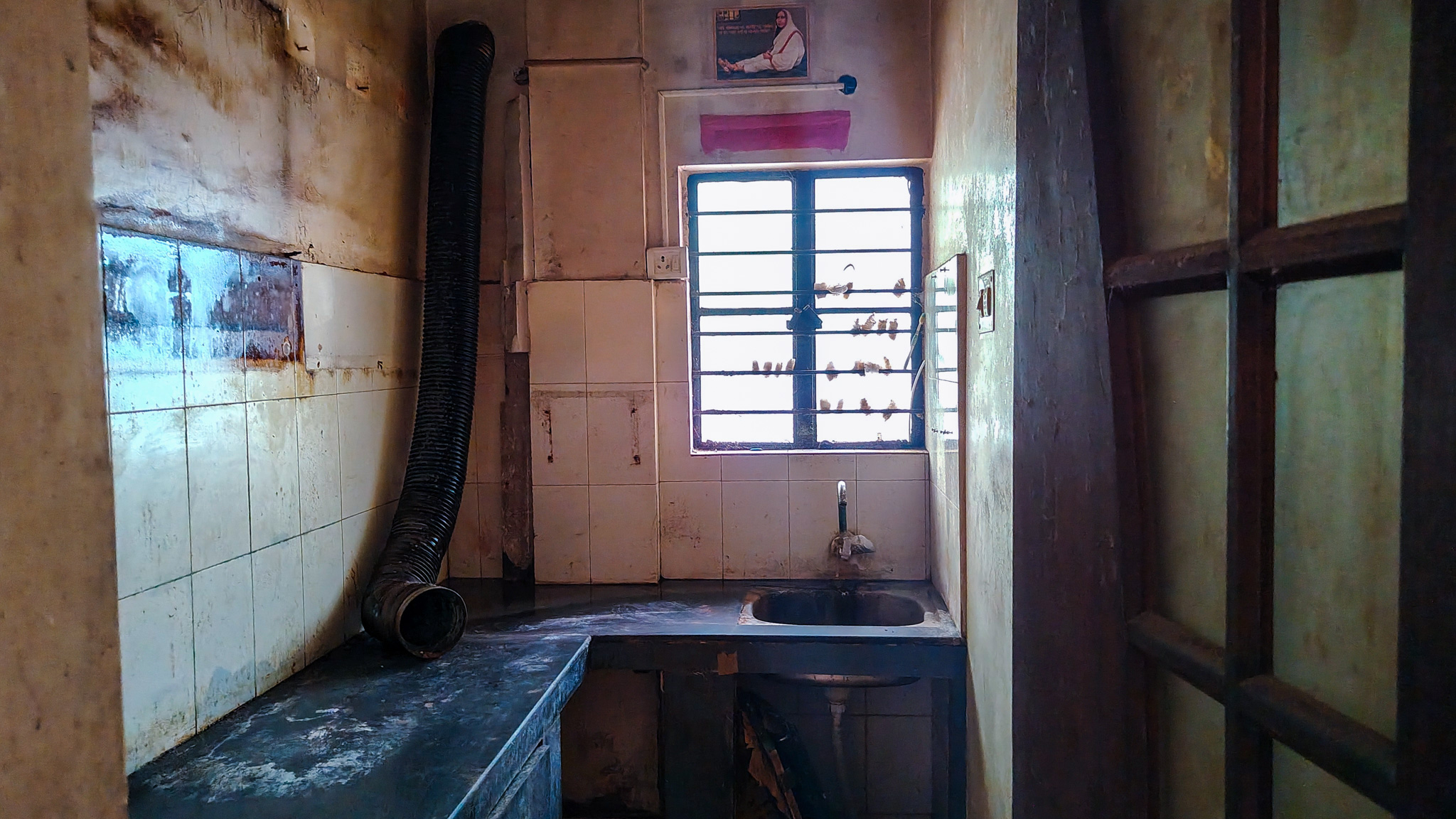 1 BHK Flat for sale in MOHINI MAHAL, KASBA AJAYNAGAR Kolkata — photo 16