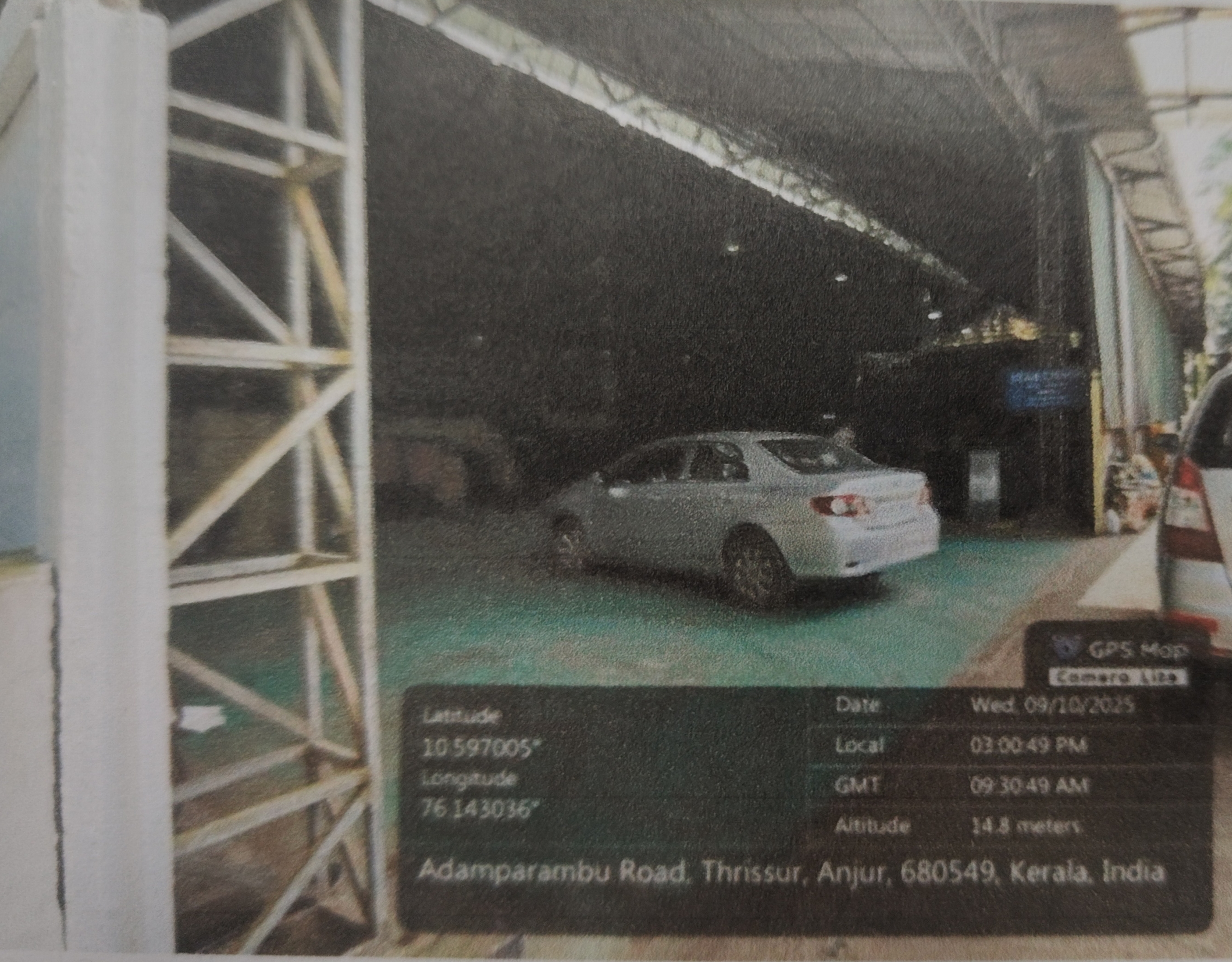 COMMERCIAL for sale in Anjur