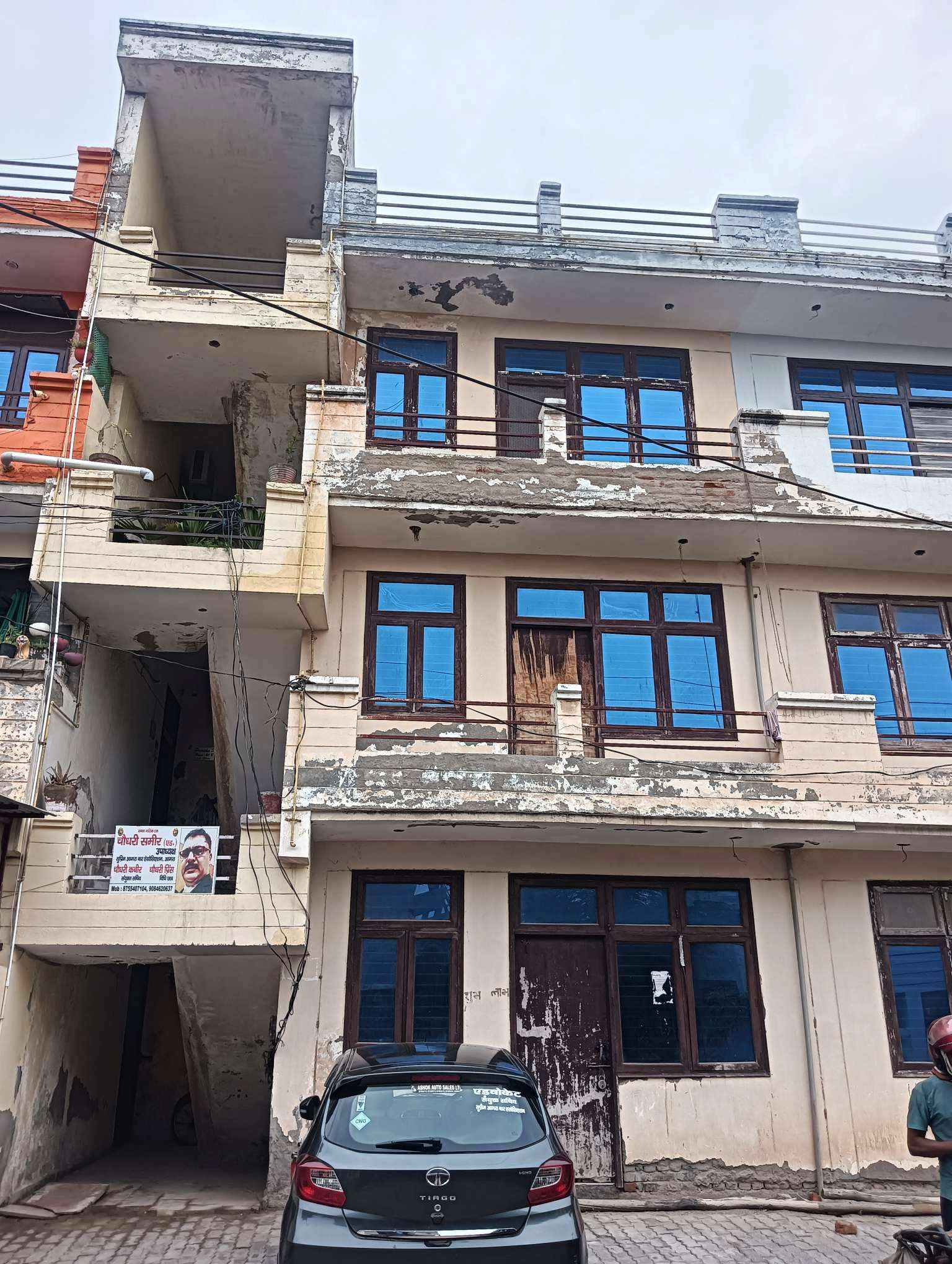 Flat for sale in Agra — photo 3