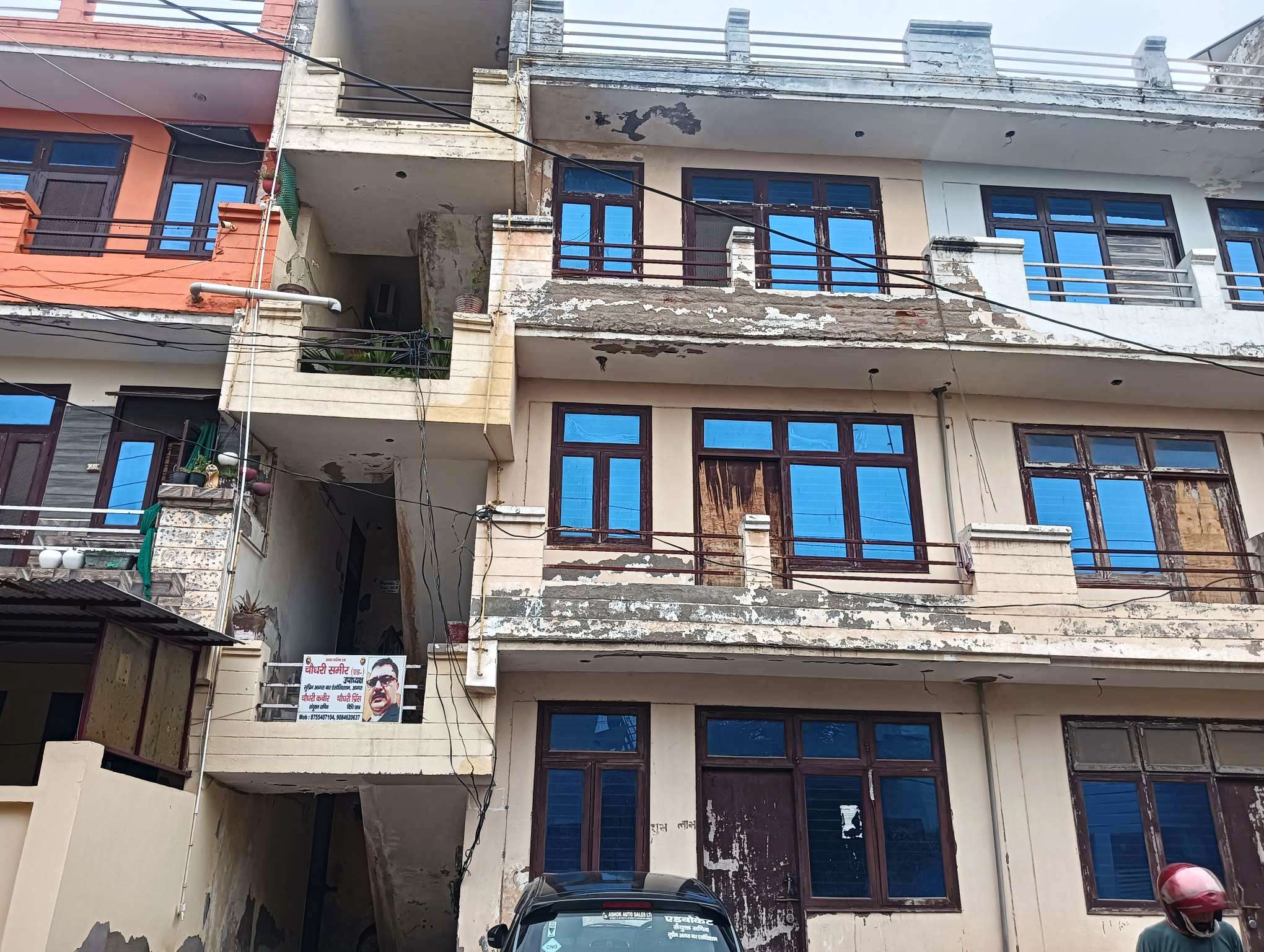 Flat for sale in Agra — photo 2