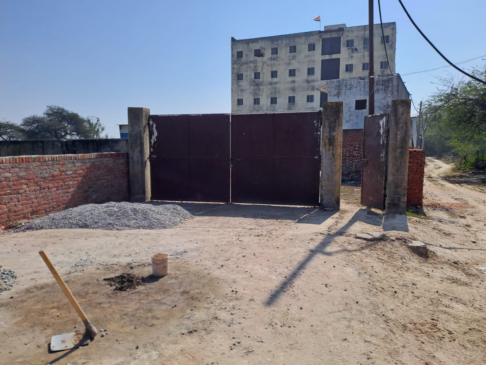 Shed with Plant and Machinery for sale in Awagarh