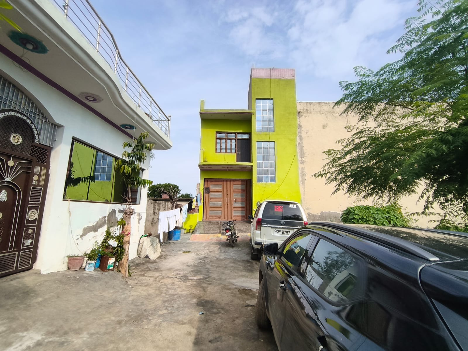 186 square meter Individual House for sale in Jalesar