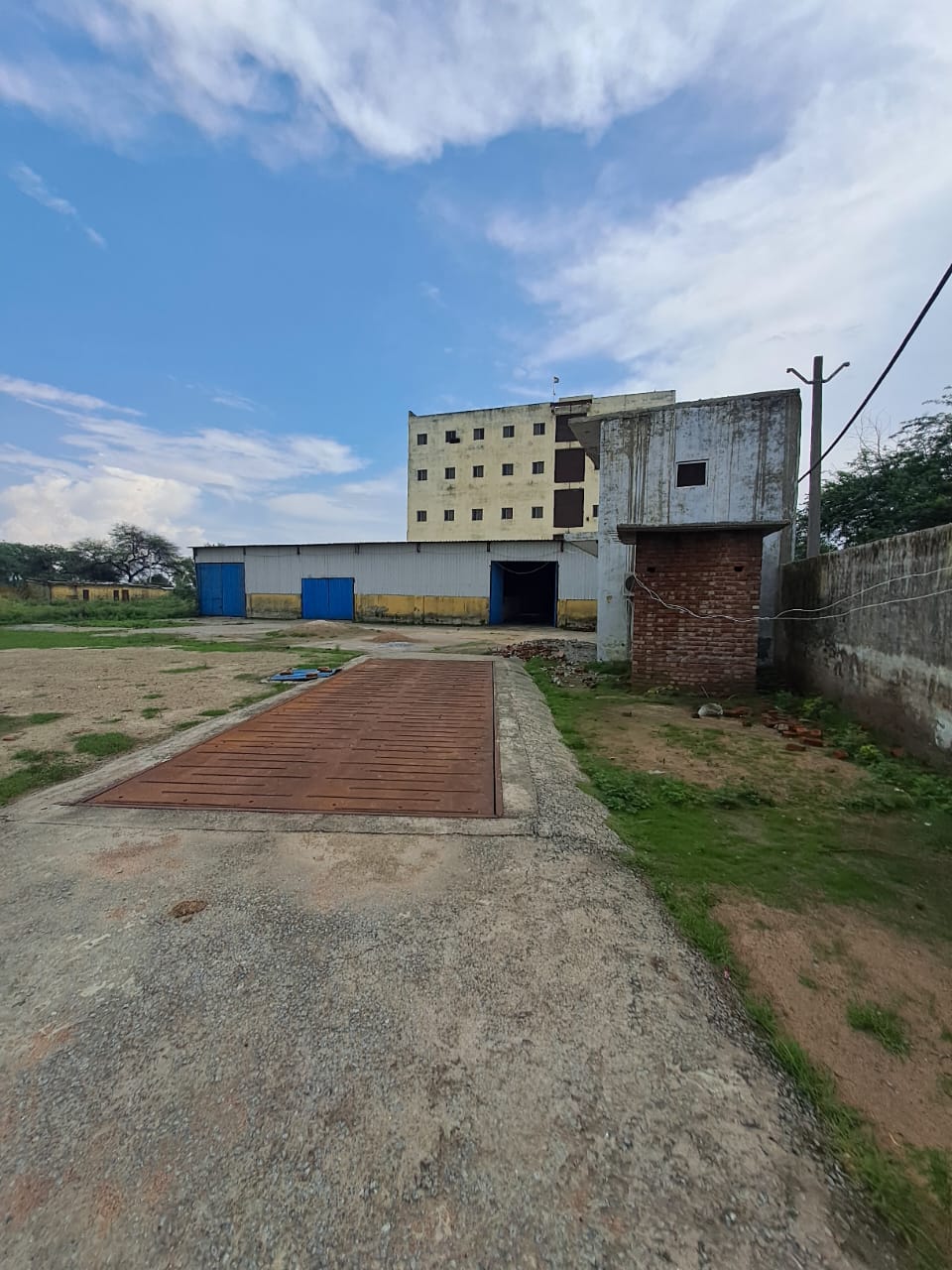 Shed with Plant and Machinery for sale in Awagarh — photo 6