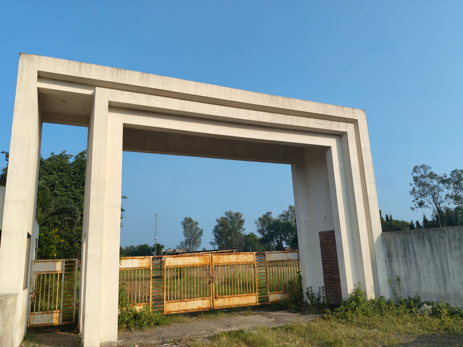 Plot for sale in Village Chanvai District Valsad Pardi Parnera