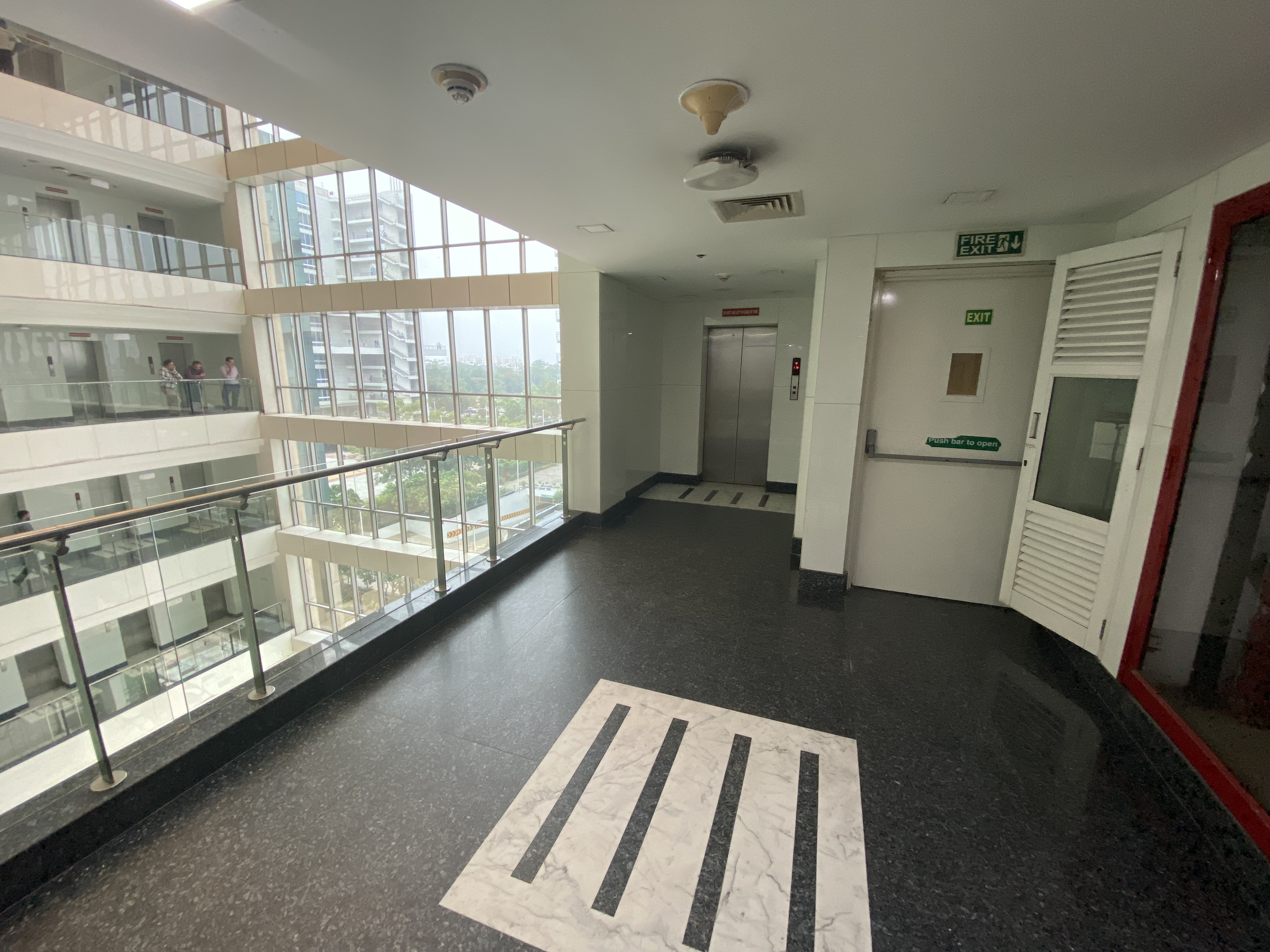 334.5 square meter Office for sale in New Delhi — photo 13