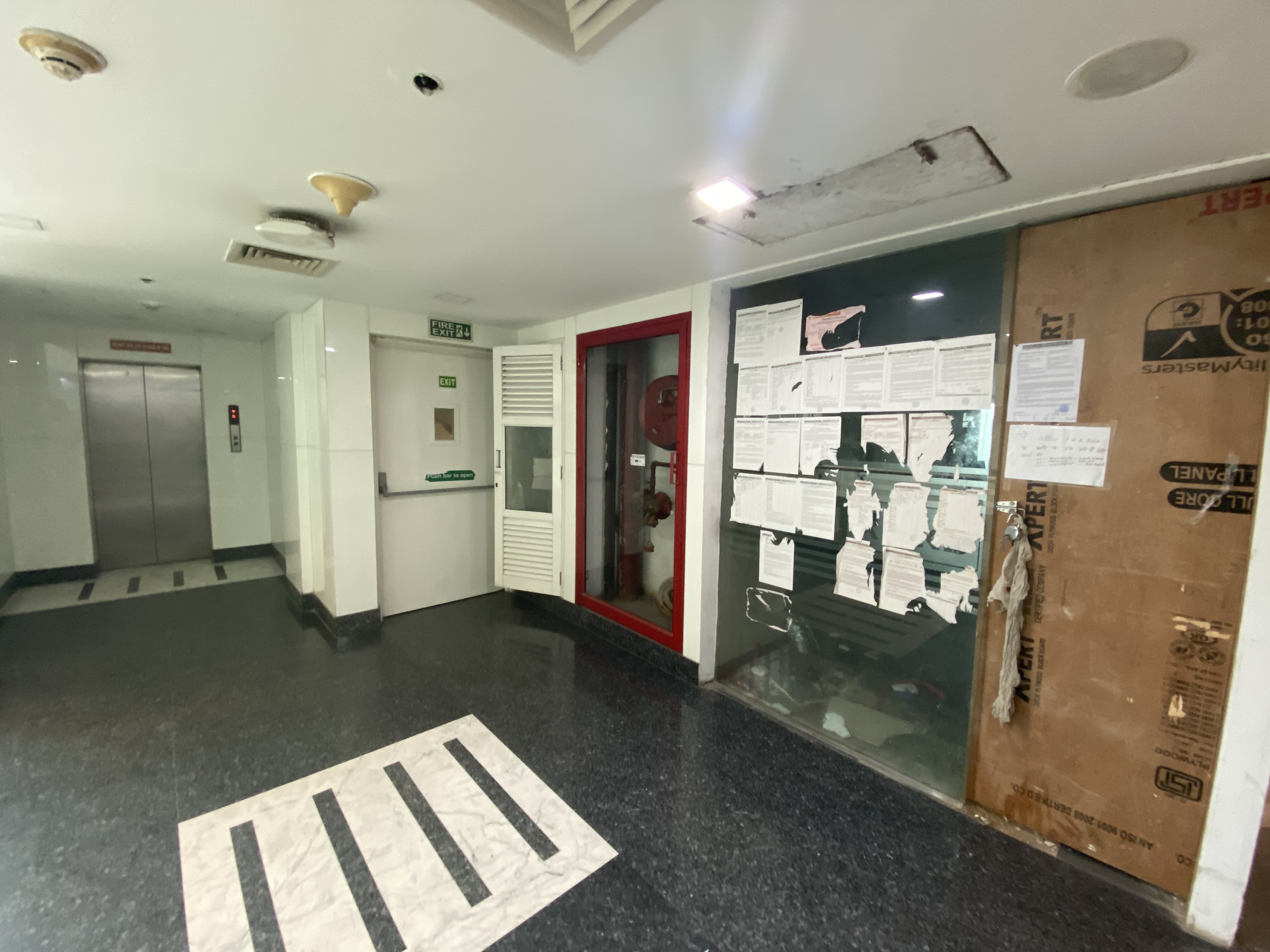 334.5 square meter Office for sale in New Delhi — photo 3