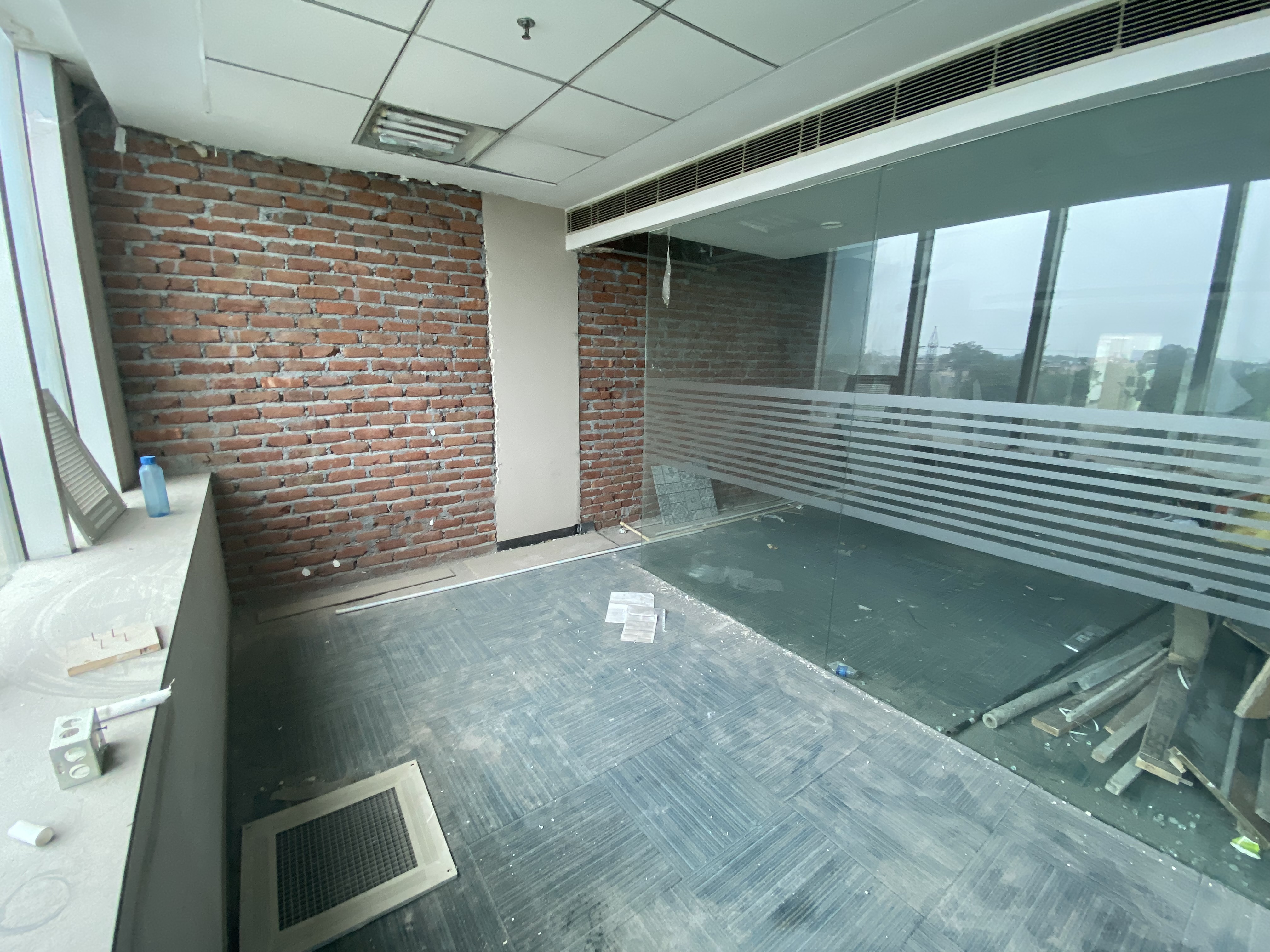 334.5 square meter Office for sale in New Delhi — photo 12