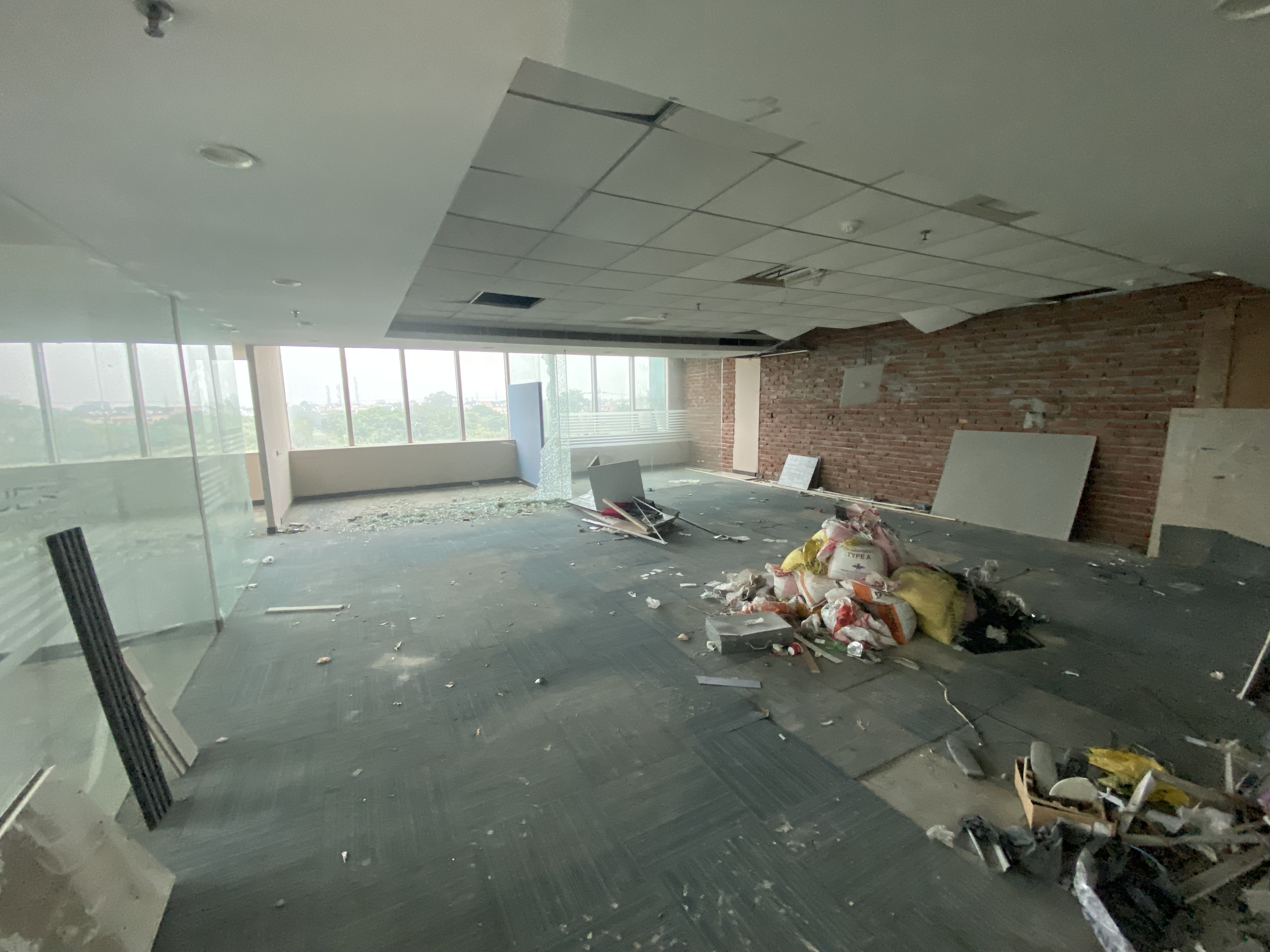 334.5 square meter Office for sale in New Delhi — photo 18