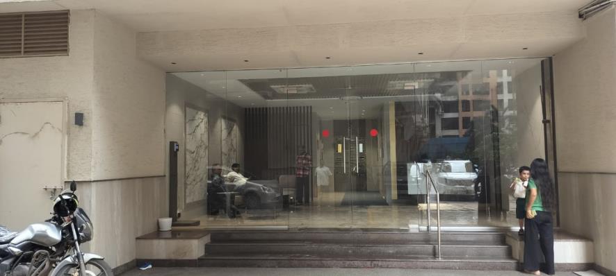 3 BHK Flat for sale in PLATINUM LIFE, SAMUDRADARSHAN CHSL, D. N. Nagar, Andheri West, Mumbai – 400053 Mumbai