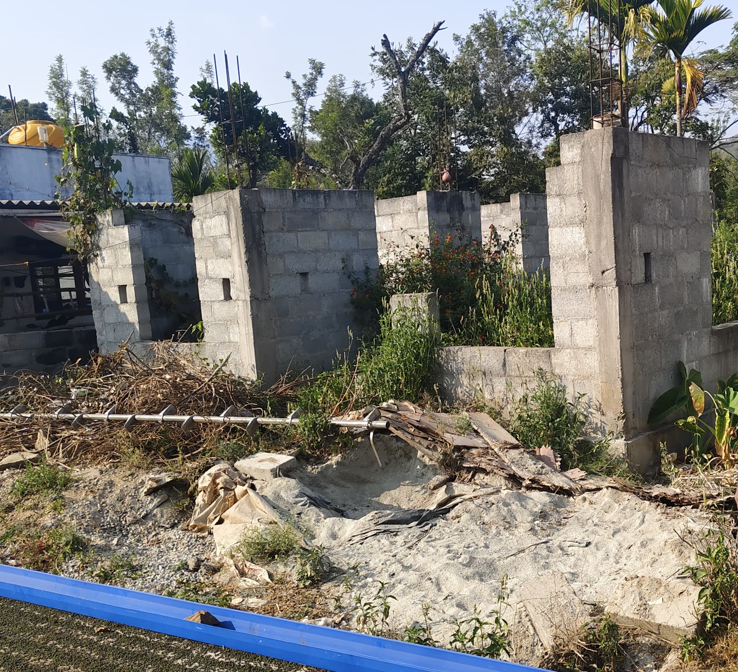 Plot for sale in Kemmannugundi
