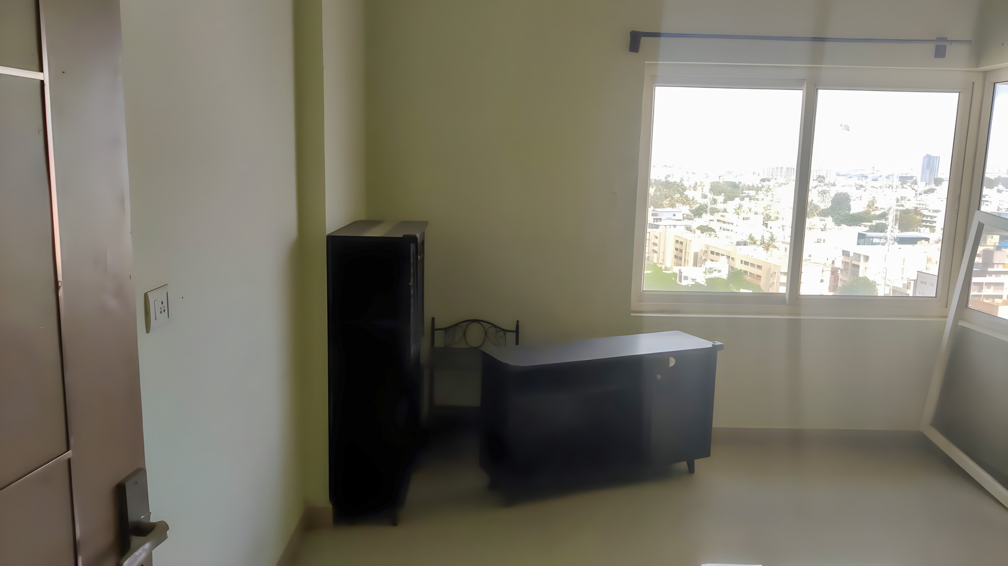 3 BHK Flat for sale in Unishire Terraza, It is in developed area facing to Rachenahalli main road easy to access to Thanisandra Bengaluru