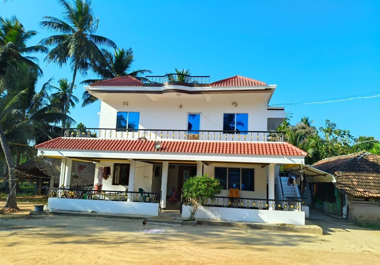 20909 square feet Individual House for sale in Orathanadu