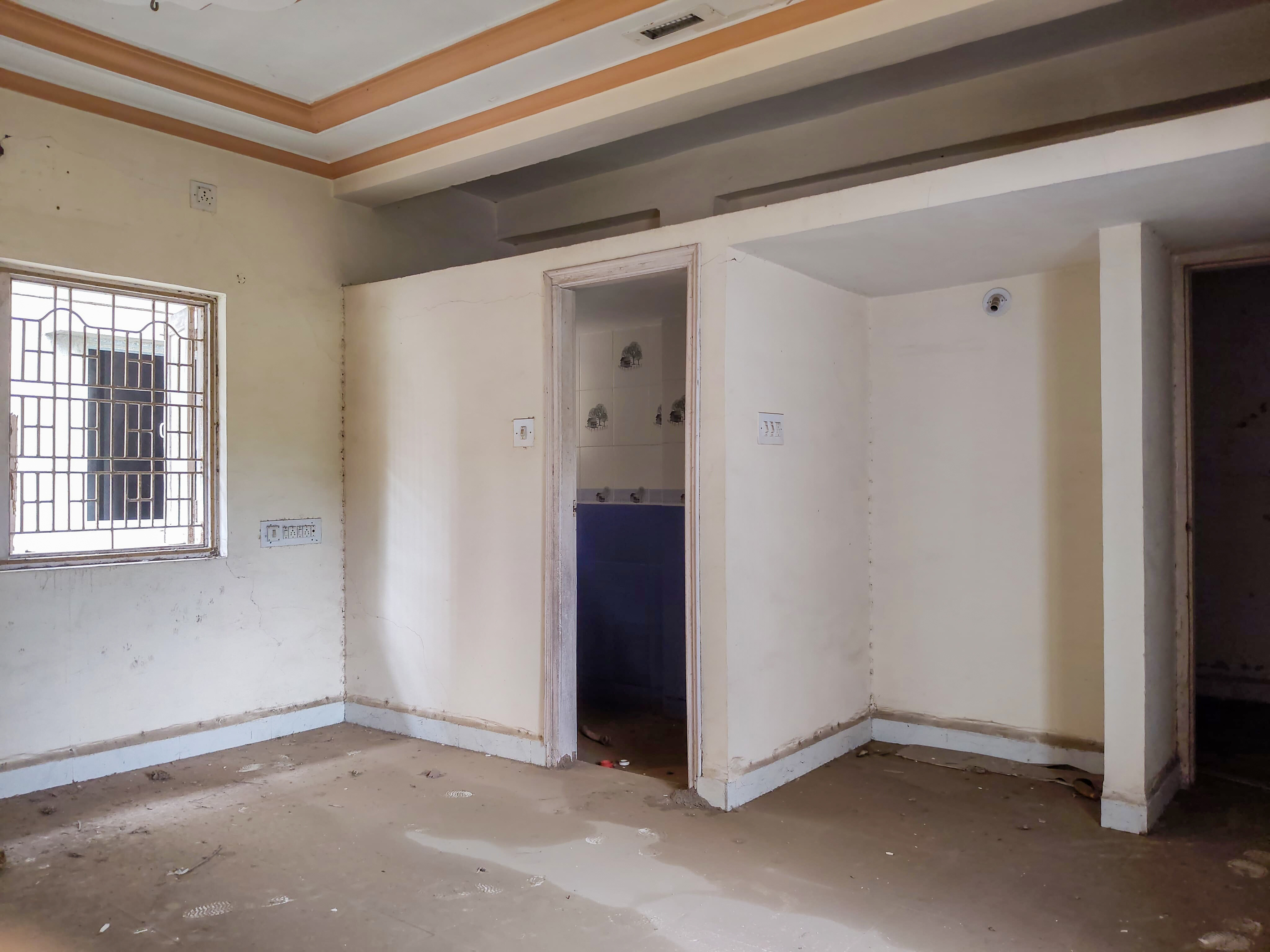 Individual House for sale in Navsari