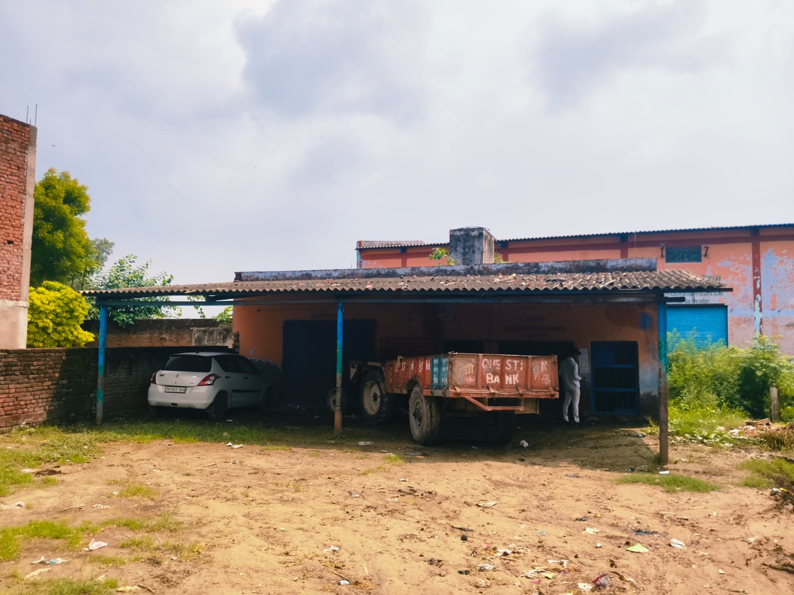 1620 square meter Godowns for sale in Aligarh Etah