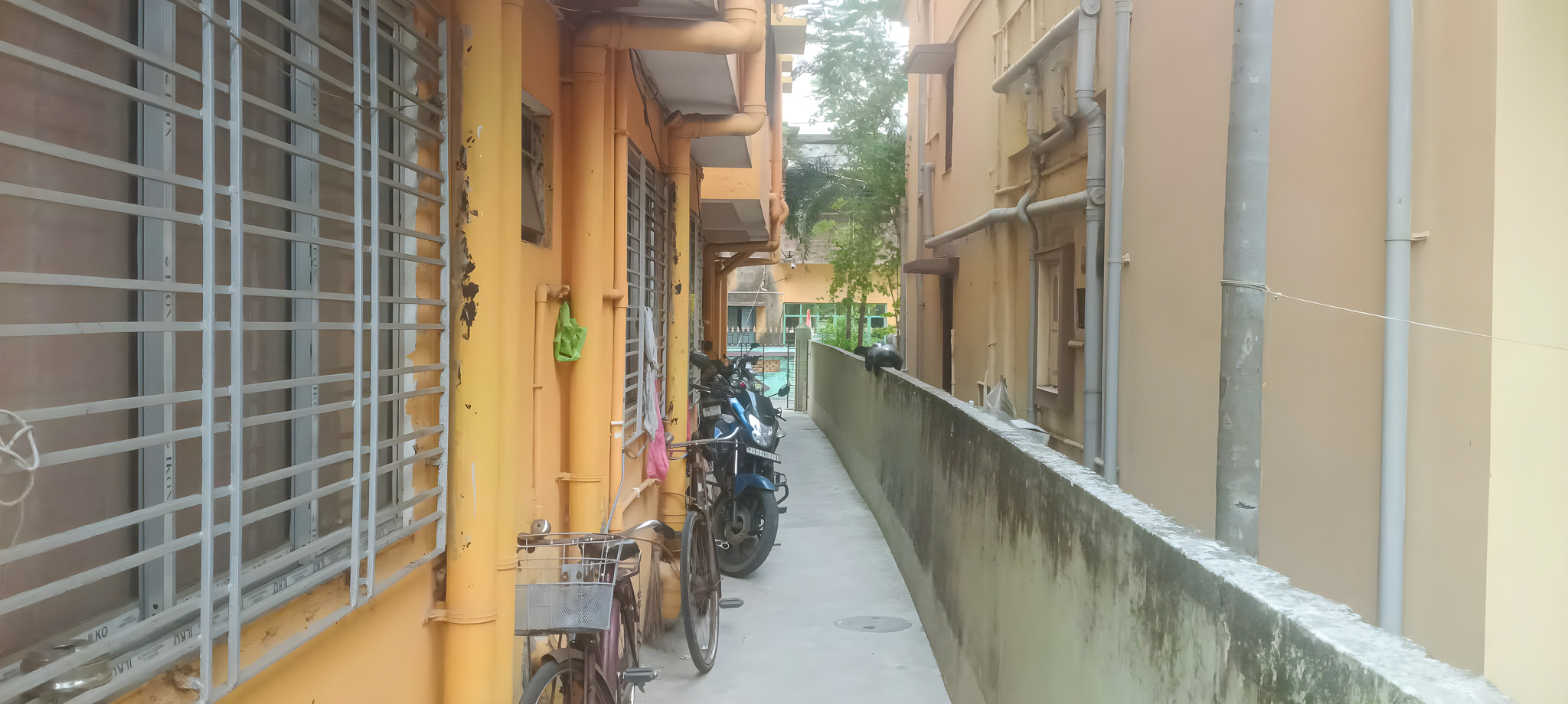 929 square feet Flat for sale in KAMALA APARTMENT, BARRACKPORE Madhyamgram — photo 8