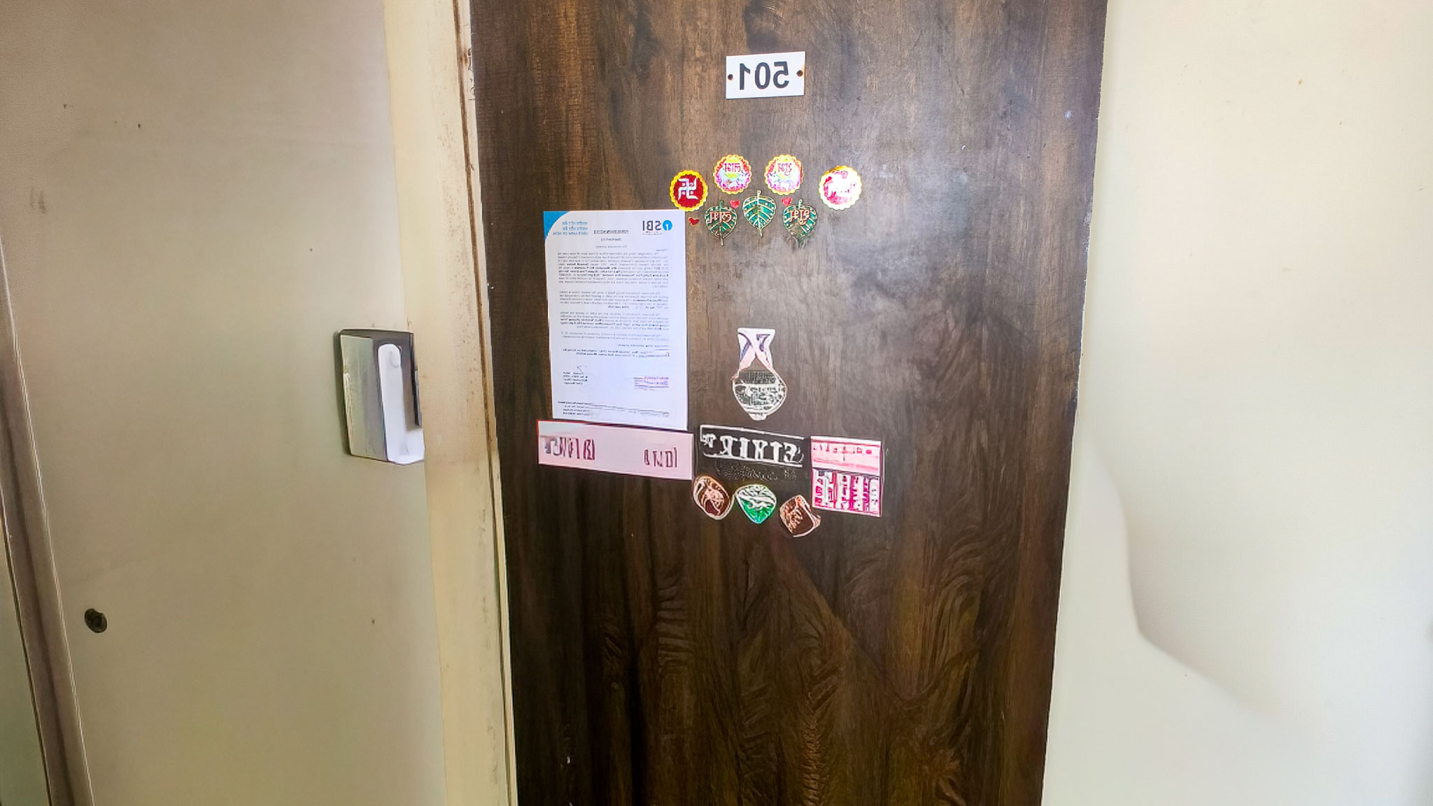 1 BHK Flat for sale in Damodar Bhavan CHSL, Walkeshwar Mumbai