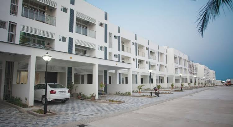 1780 square feet Villa for sale in Thiruporur