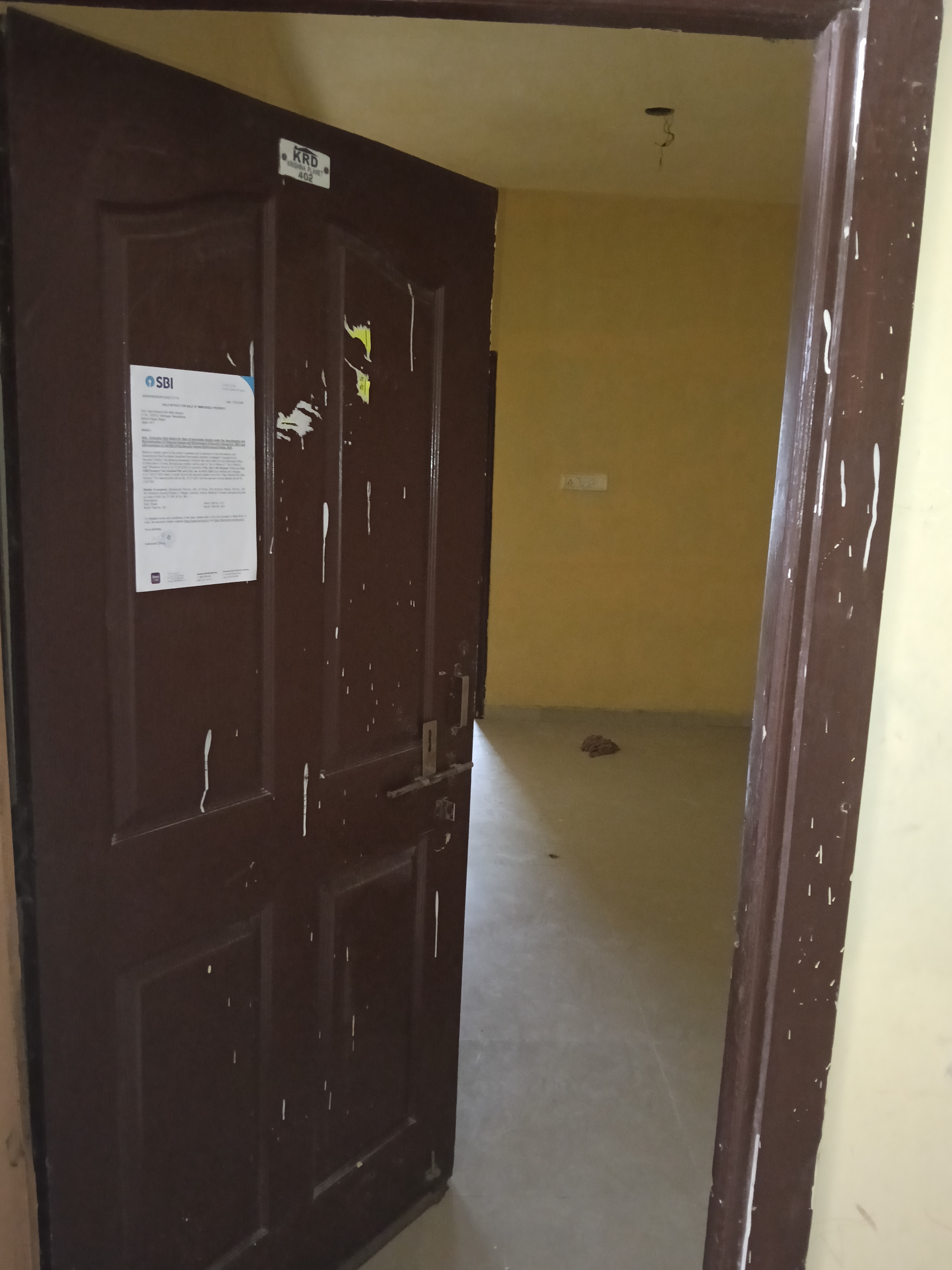 750 square feet Flat for sale in Shri Krishna Planet, LIMBODI Indore — photo 2
