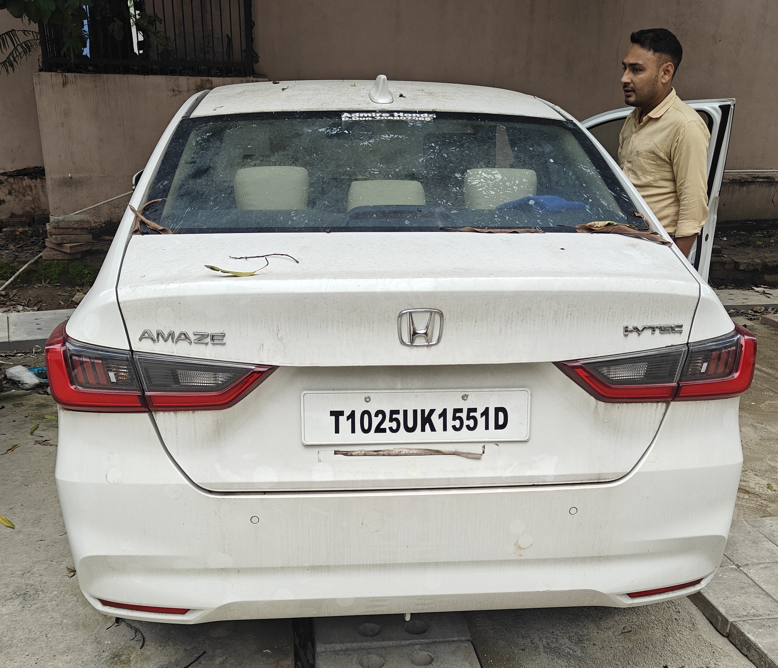 Honda Amaze 3RD Gen V MT for sale in 209, Aadrash Gram, Rishikesh, Dehradun, Uttrakhand-249201 Dehradun — photo 8