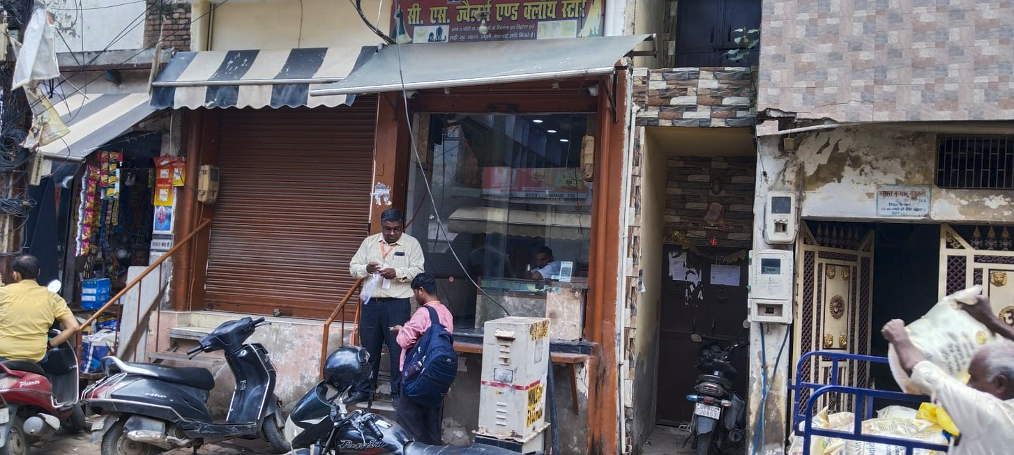 97.2 square meter Individual House for sale in Agra
