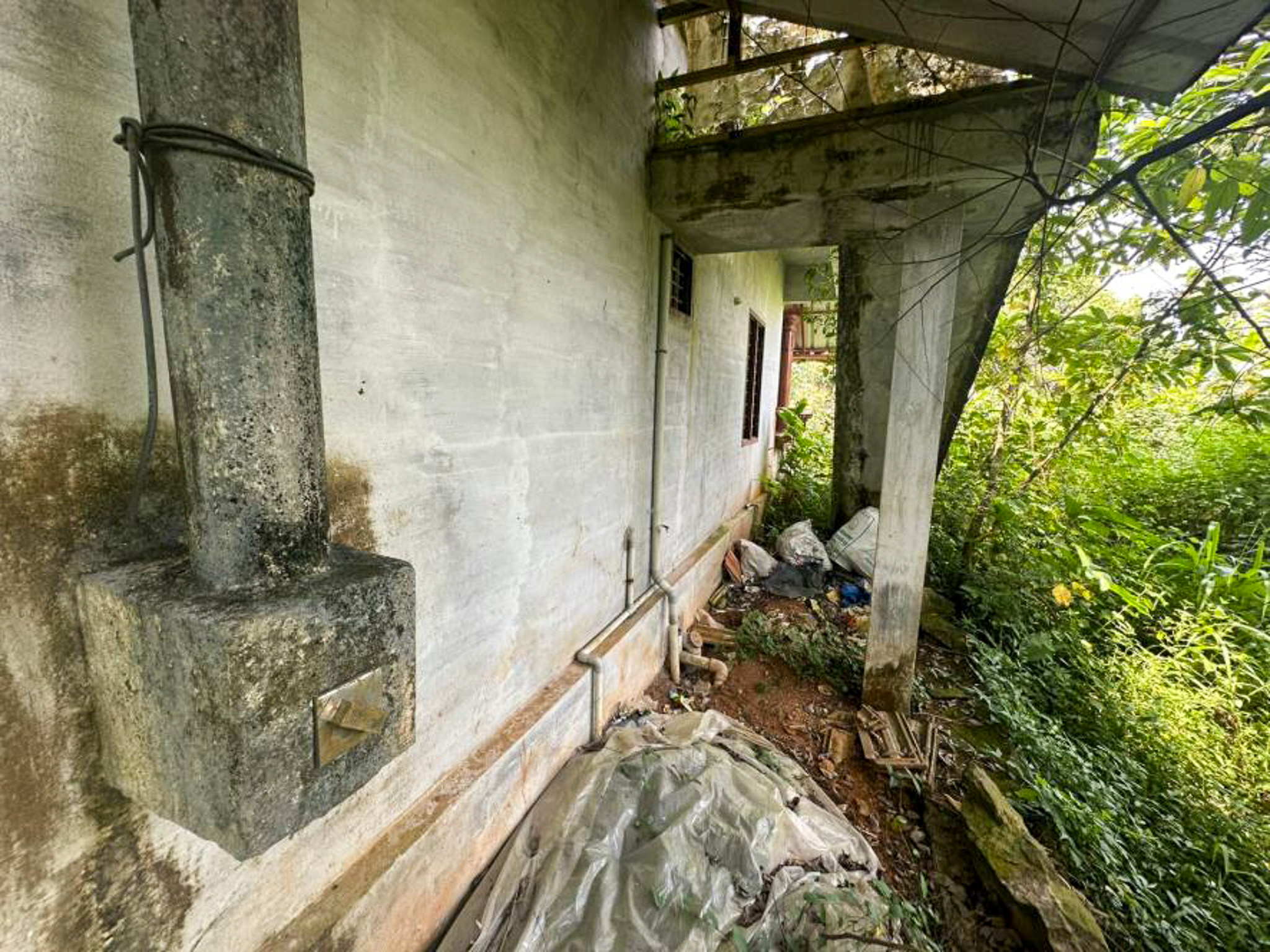 Individual House for sale in THAZHEKKAD VILLAGE Avittathur