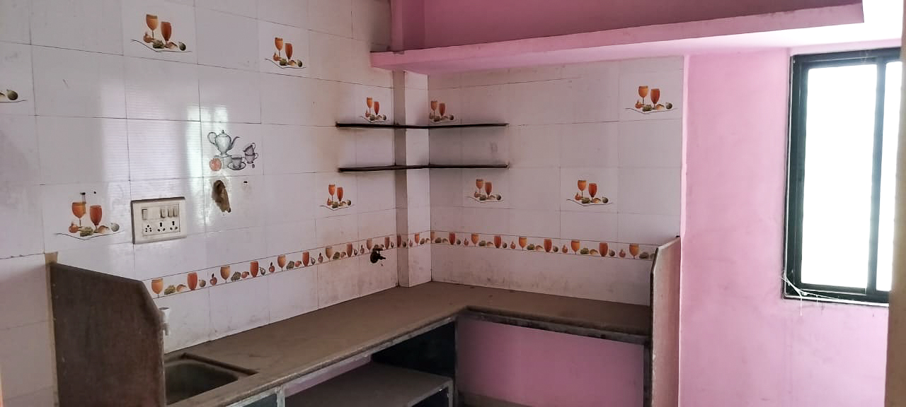 1 BHK Flat for sale in KASHIRAM APARTMENT, SOLAPUR Solapur — photo 4