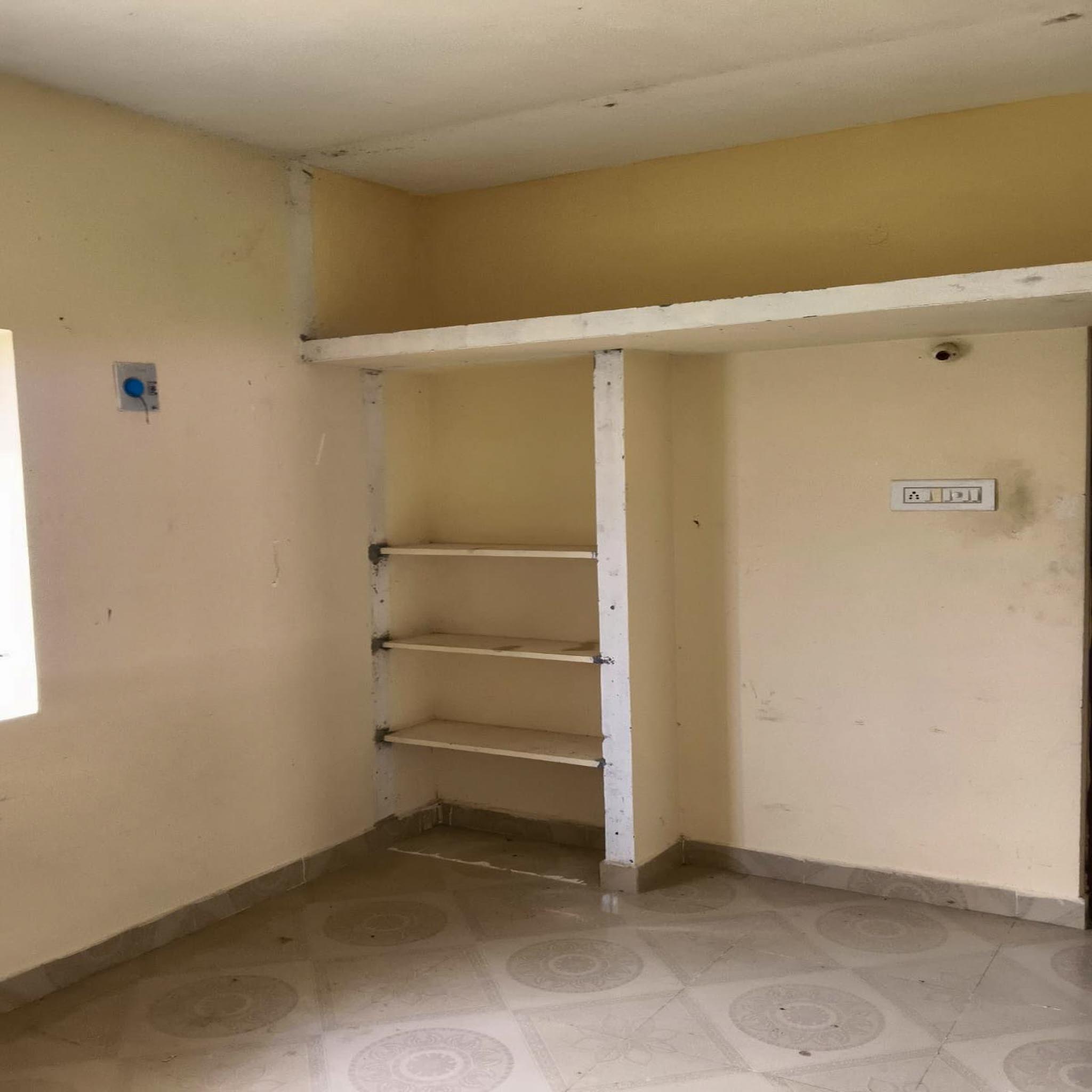 2 BHK Flat for sale in GANAPATHY ILLAM, Gooduvanchery Maraimalai Nagar — photo 3