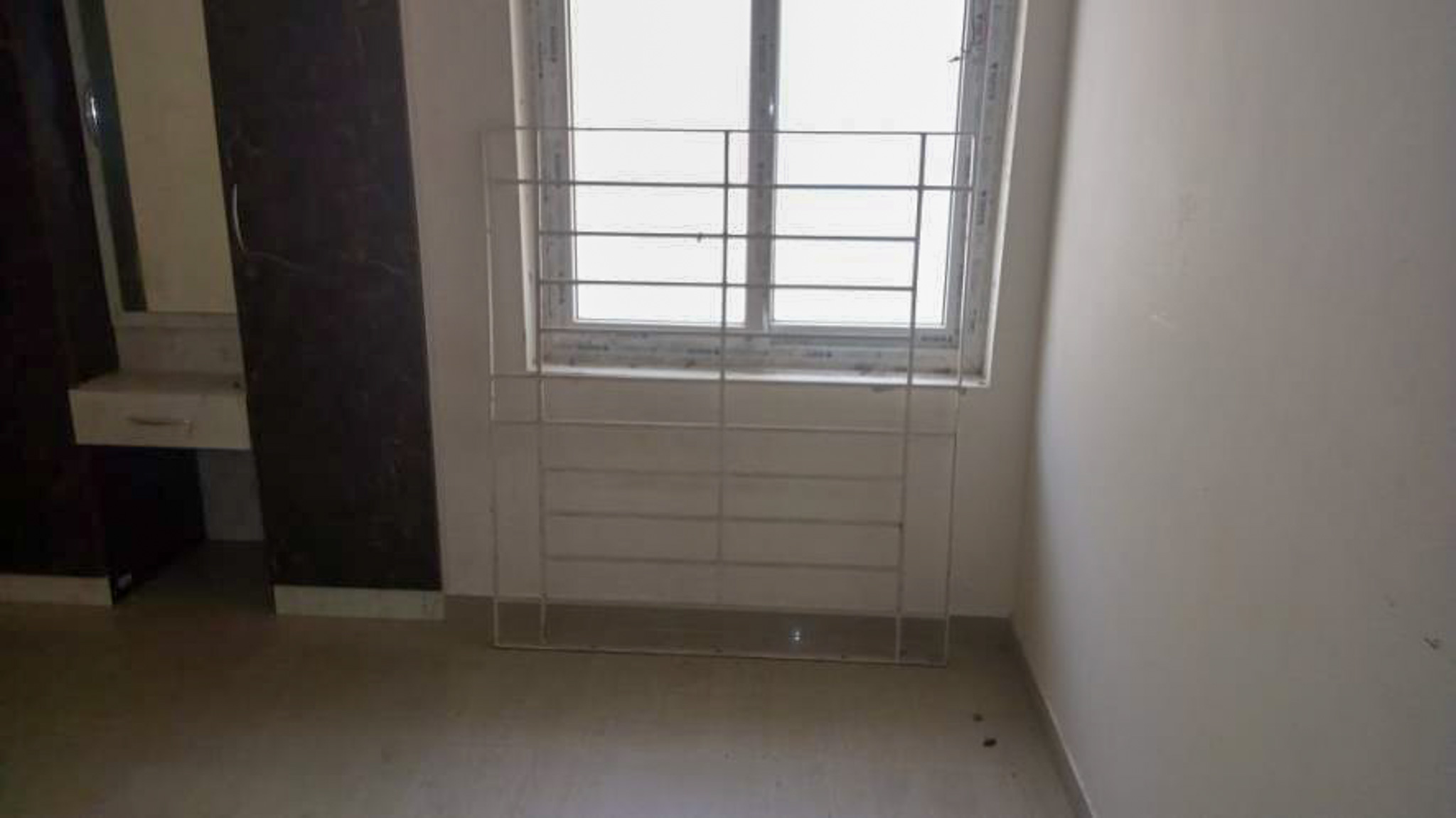2 BHK Flat for sale in ROYAL TOWN, Located in a developing residential locality and about 1 km away from Mahindra City Bus Stop. Mahindra World City — photo 9