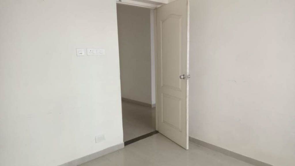 2 BHK Flat for sale in ROYAL TOWN, Located in a developing residential locality and about 1 km away from Mahindra City bus stop. Mahindra World City — photo 10