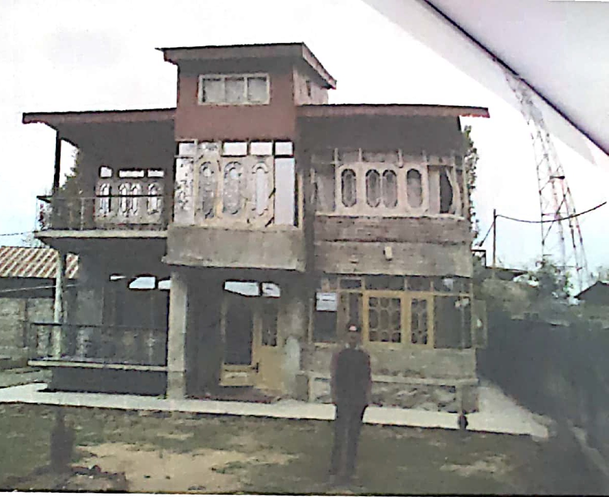 1368 square feet Individual House for sale in Sopore