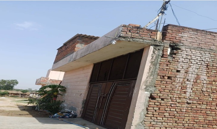 175 square yard Bungalow for sale in VILLAGE DOLLO NANGAL Beas