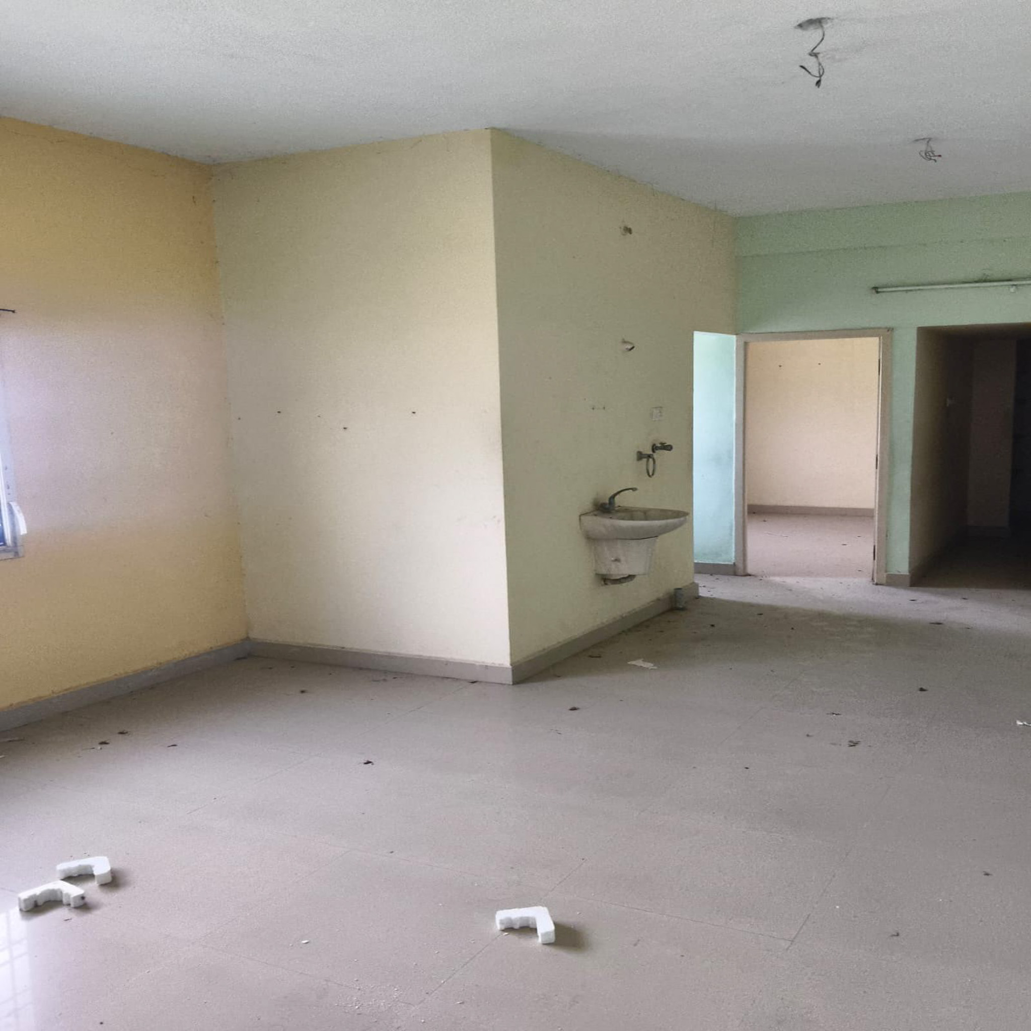 2 BHK Flat for sale in SAKTHIVEL BUILDERS, CKAYIRAMBEDU CHENNAI Maraimalai Nagar — photo 10
