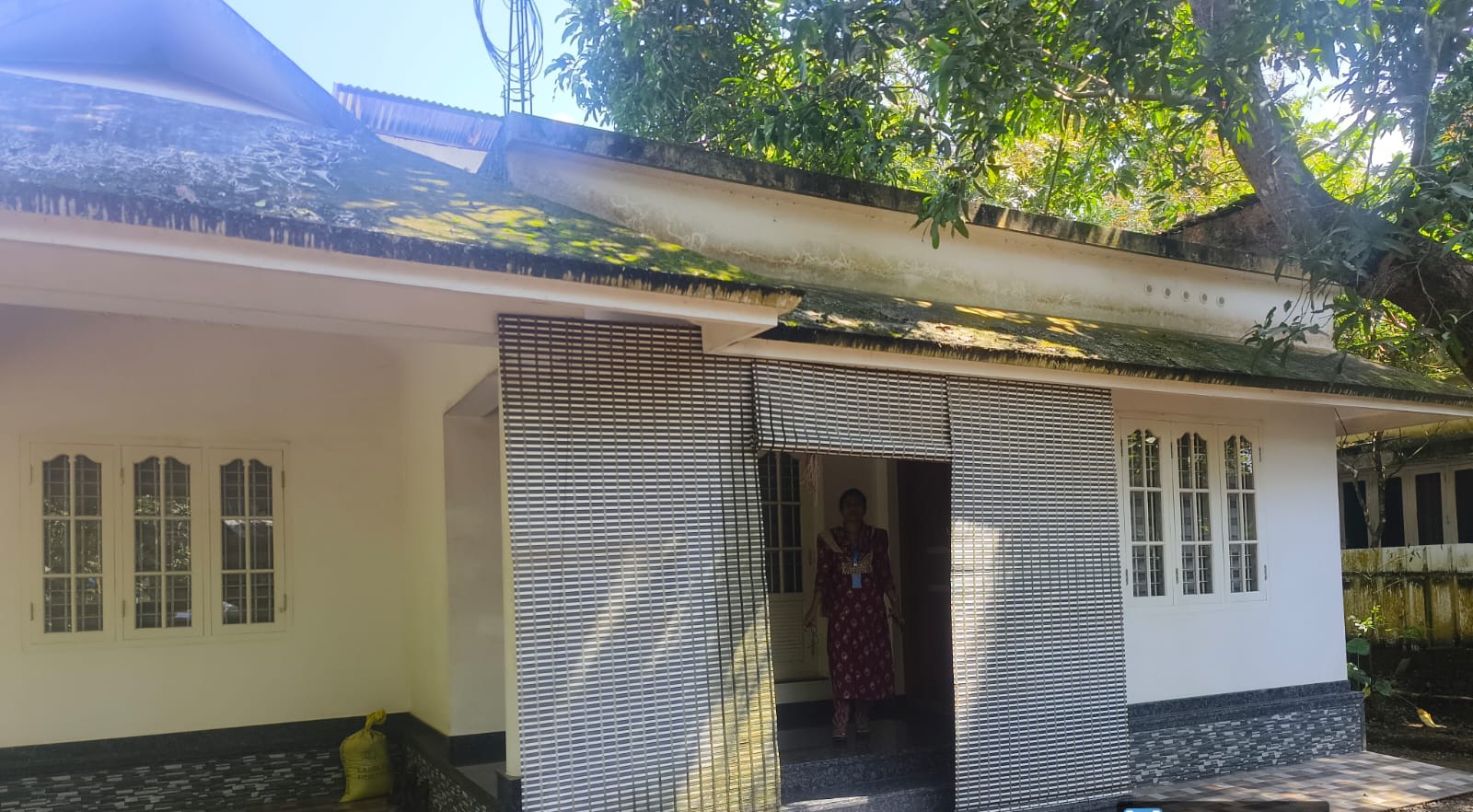 90 square meter Individual House for sale in Chowwara — photo 2