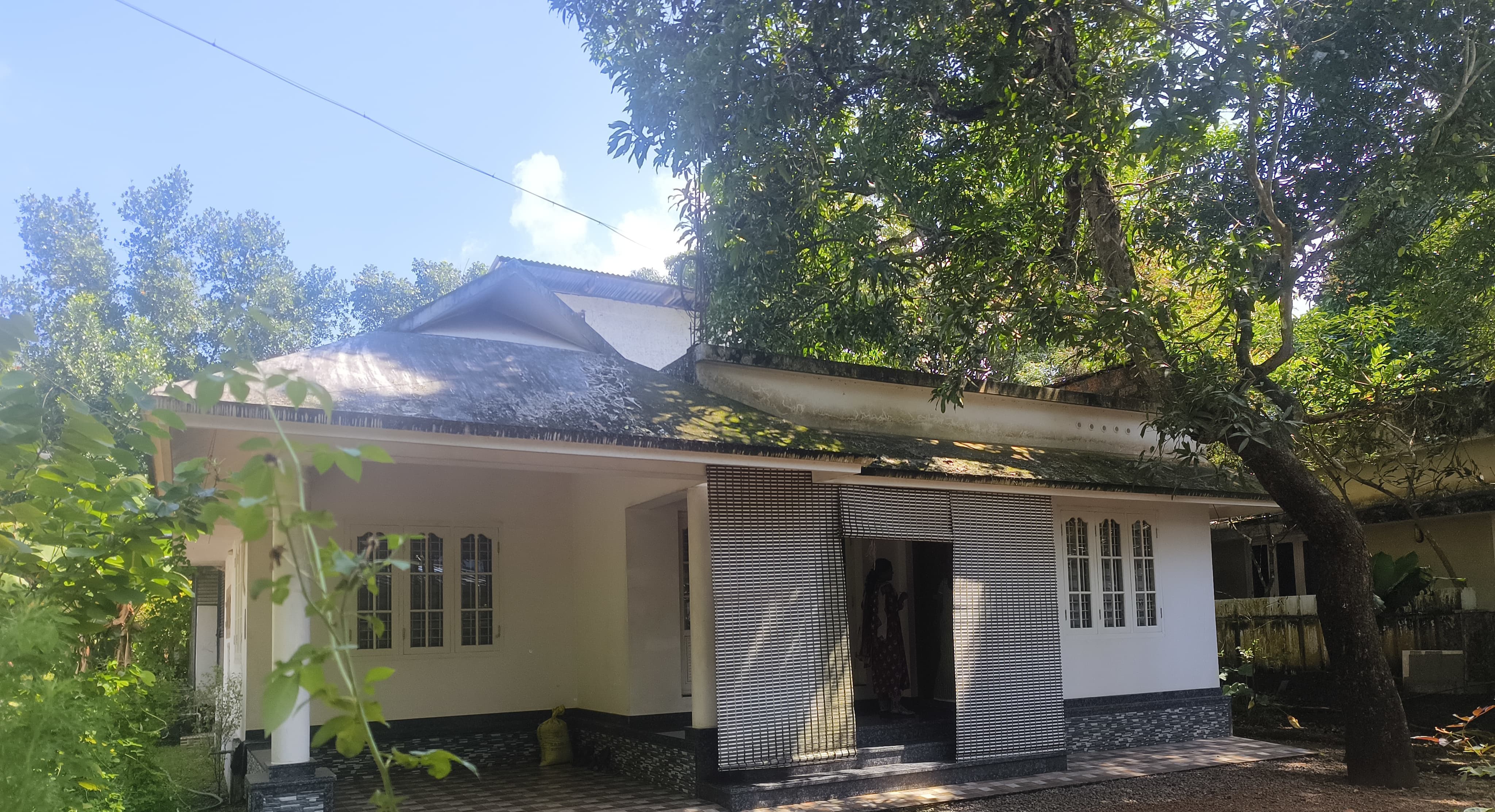 90 square meter Individual House for sale in Chowwara