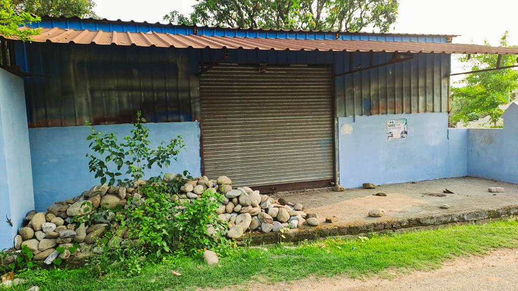 52 square meter Shops for sale in Jasodharpur Industrial Area